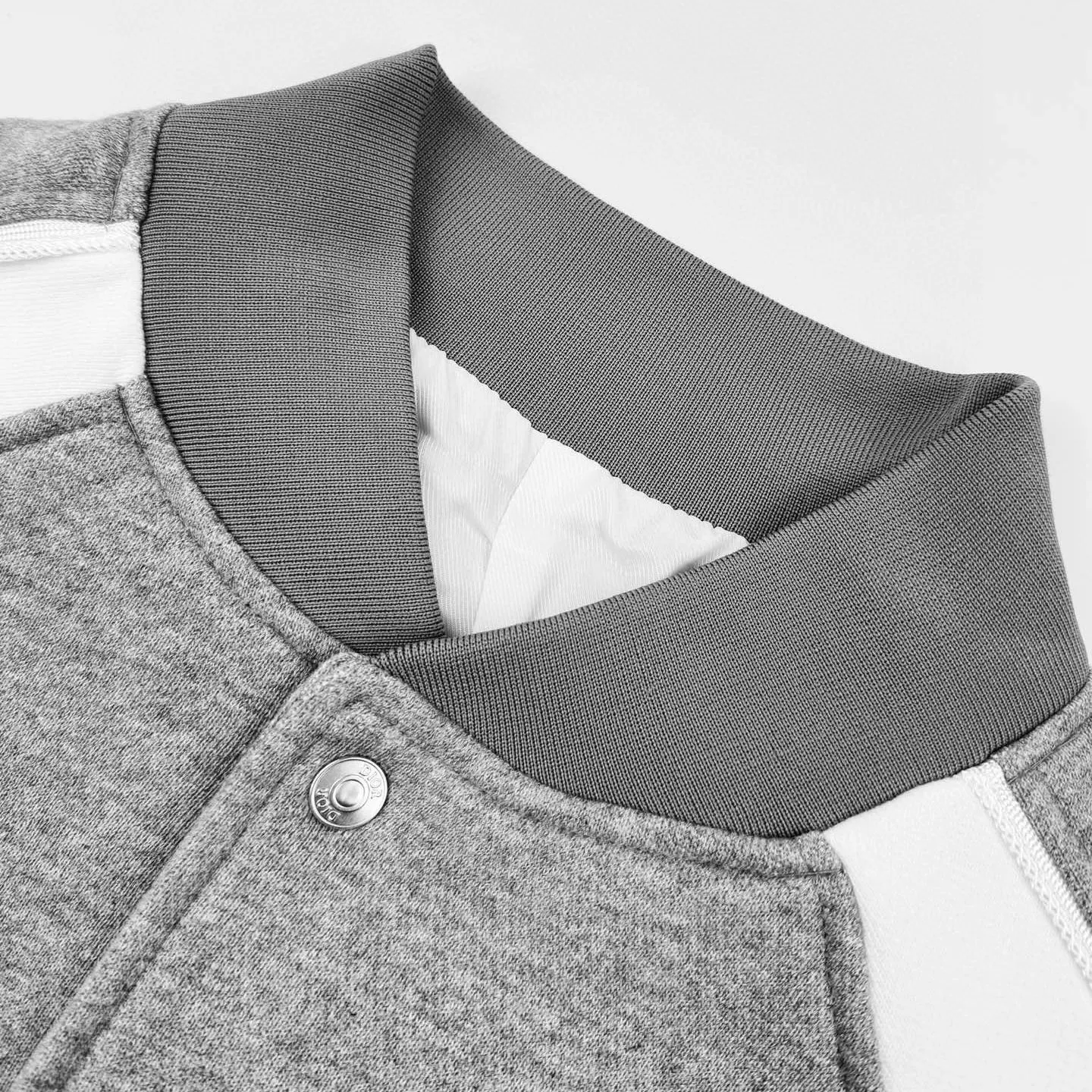 【 】 CD 24SS 24,000 ， ， ， White ， ， 、 、 。 、 ， ， ， ， 。 ， ， 。 T 110 ， ， ， ， ， 。 Size:S-M-L-XL