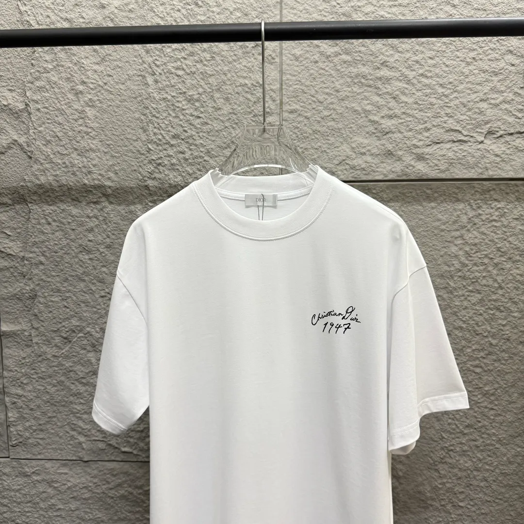 Dio* 2025 Classic logo T Same Style Size： S （90-130 ） M （120-150 ） L （140-165 ） XL （160-180 ） XXL （180 ） ：Black White