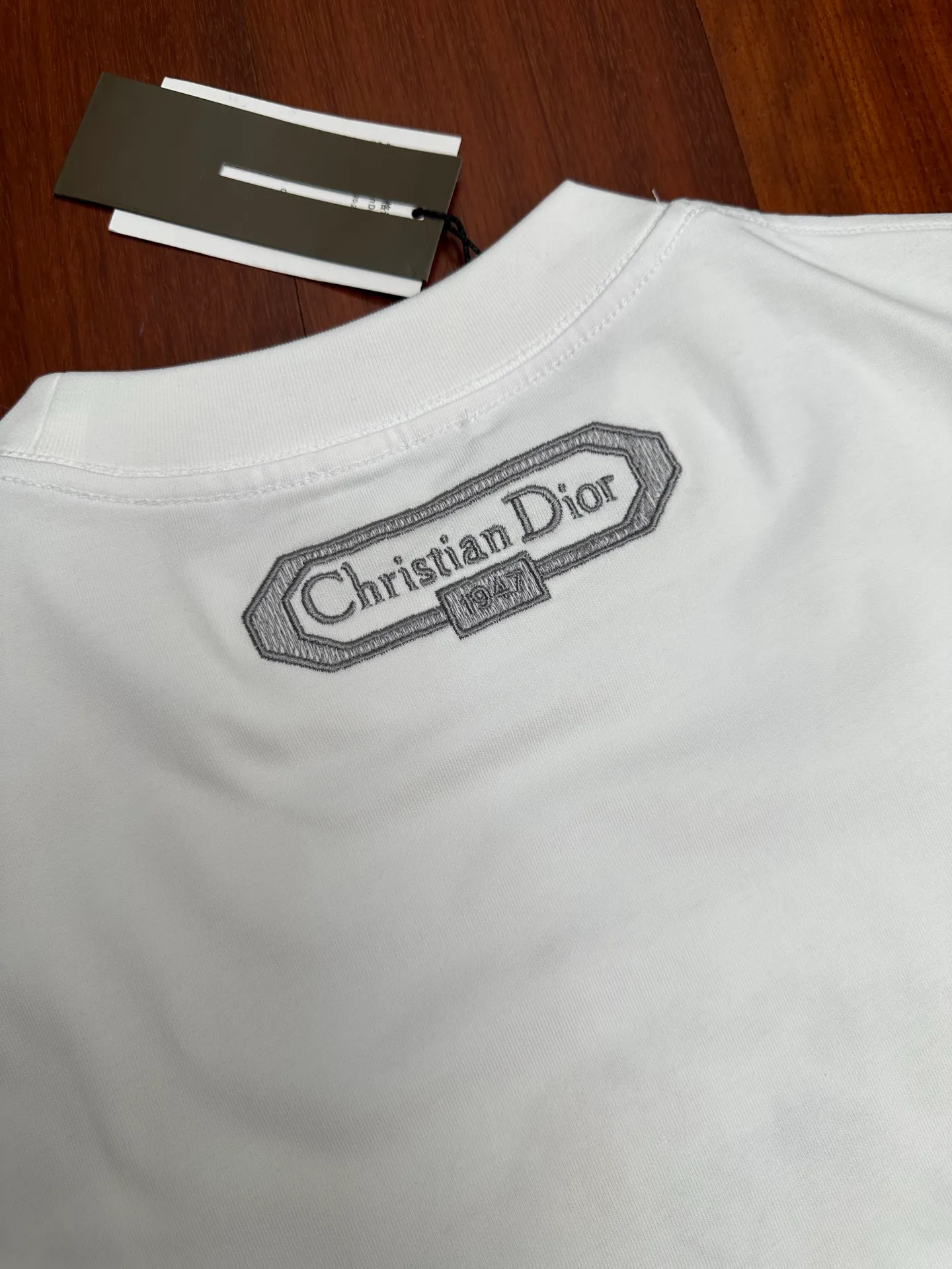 、Classic ， ， ， 。 ， ， T 。 size：S M L XL