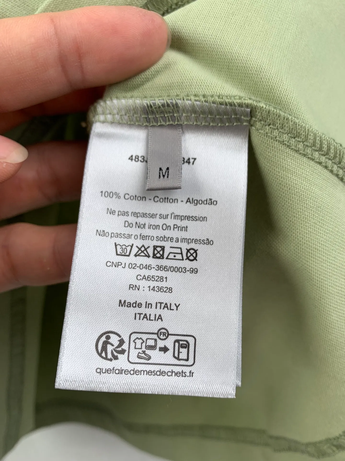 Dior 25SSNew Arrival Dior Mountain T ， Dior Mountain T Series ， ， Dior Dior Classic 。 White ， ，Series ， 。 ：White Black Sizes：S M L XL