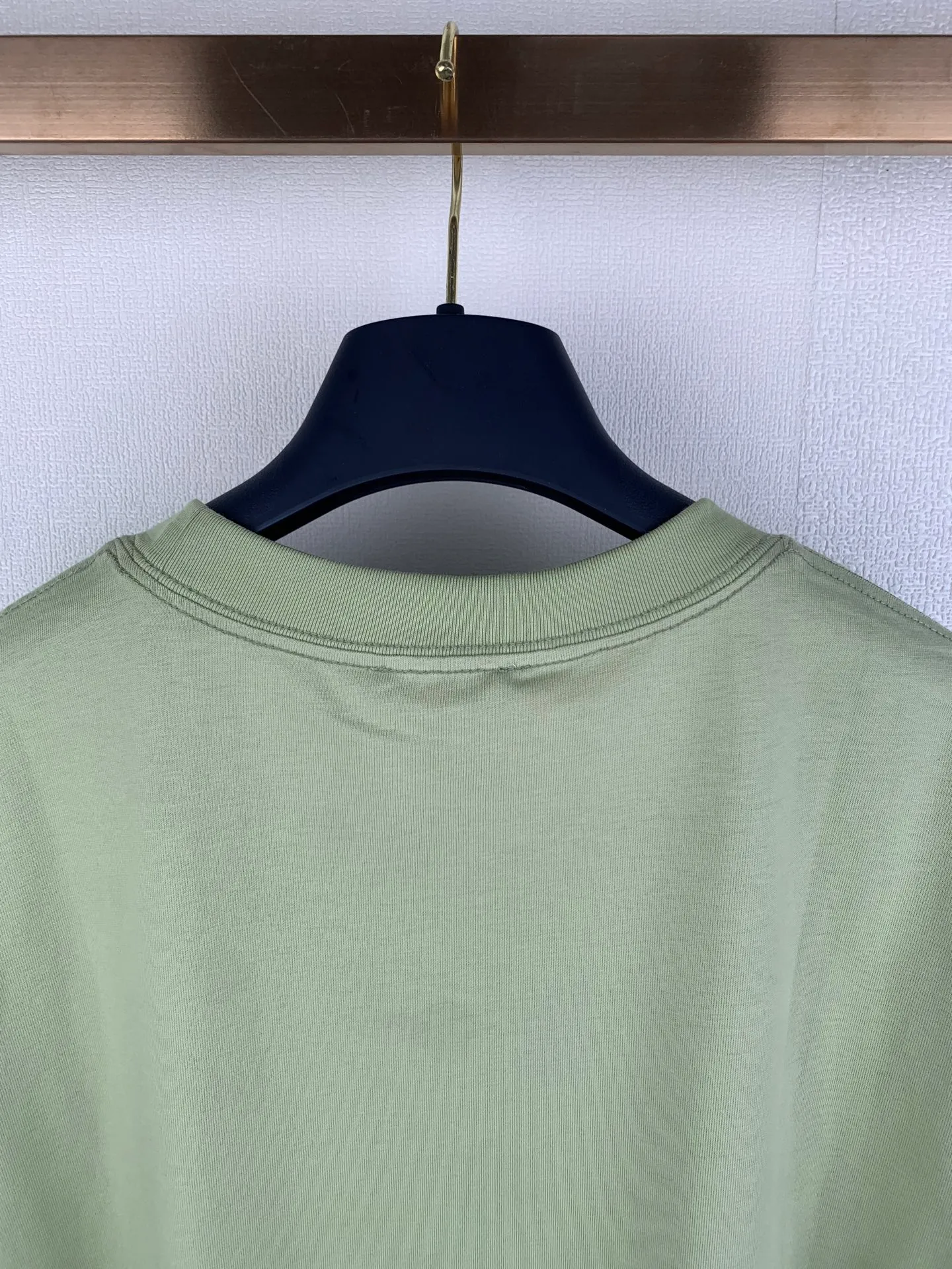 Dior 25SSNew Arrival Dior Mountain T ， Dior Mountain T Series ， ， Dior Dior Classic 。 White ， ，Series ， 。 ：White Black Sizes：S M L XL