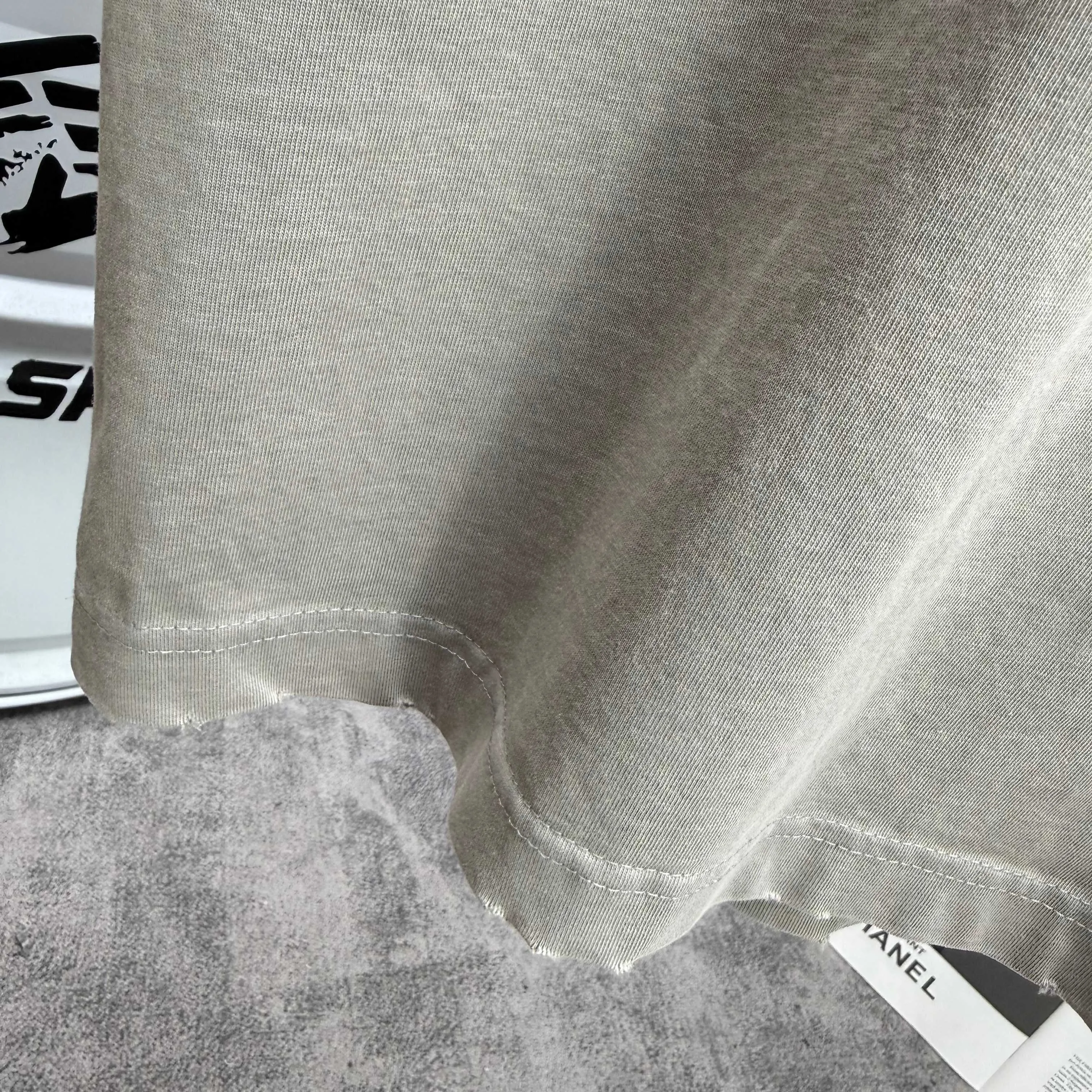 # 95 Dio *2026 New Arrival tee Same Style :Black White Khaki Size :S M L XL XXL Size： S （90-130 ） M （120-150 ） L （140-165 ） XL （160-180 ） XXL （180 ）