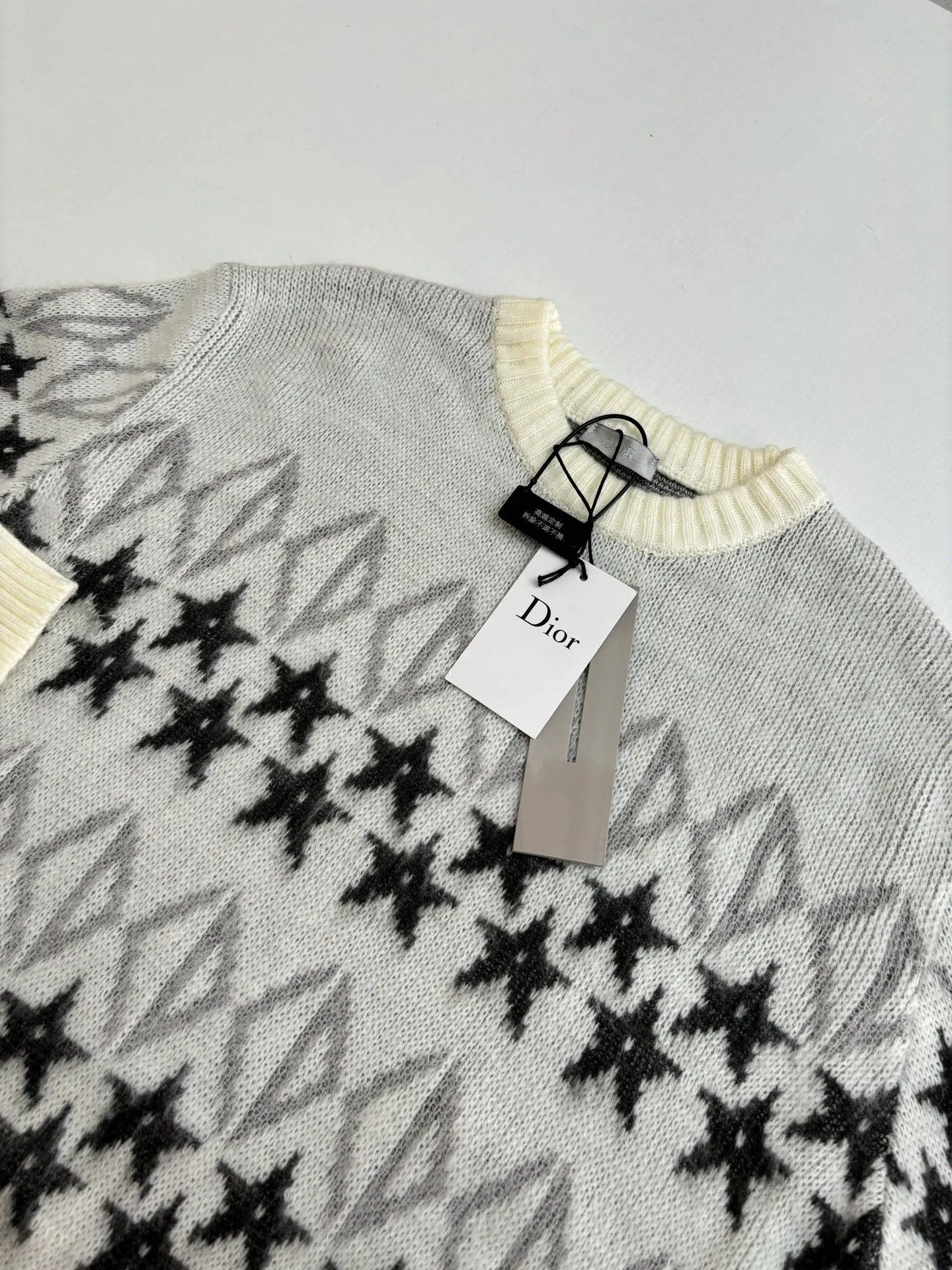 Dio 25Fw 100% 。 STOLL ，CD ， ， ， 1*1 。 ， ， ， ， 。 ， 。 Size：S/M/L
