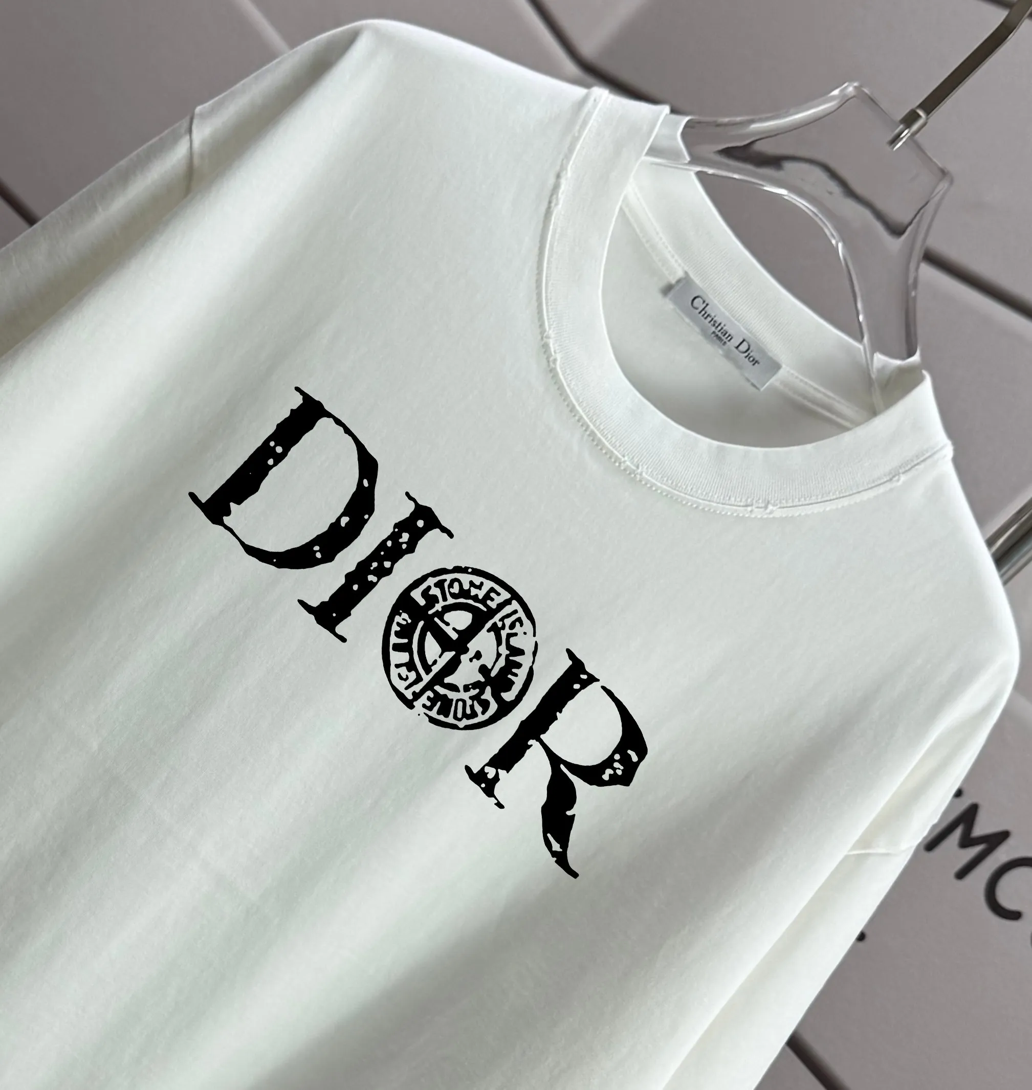 # 95 Dio *2025 New Arrival tee Same Style :Black White Size :S M L XL XXL Size： S （90-130 ） M （120-150 ） L （140-165 ） XL （160-180 ） XXL （180 ）