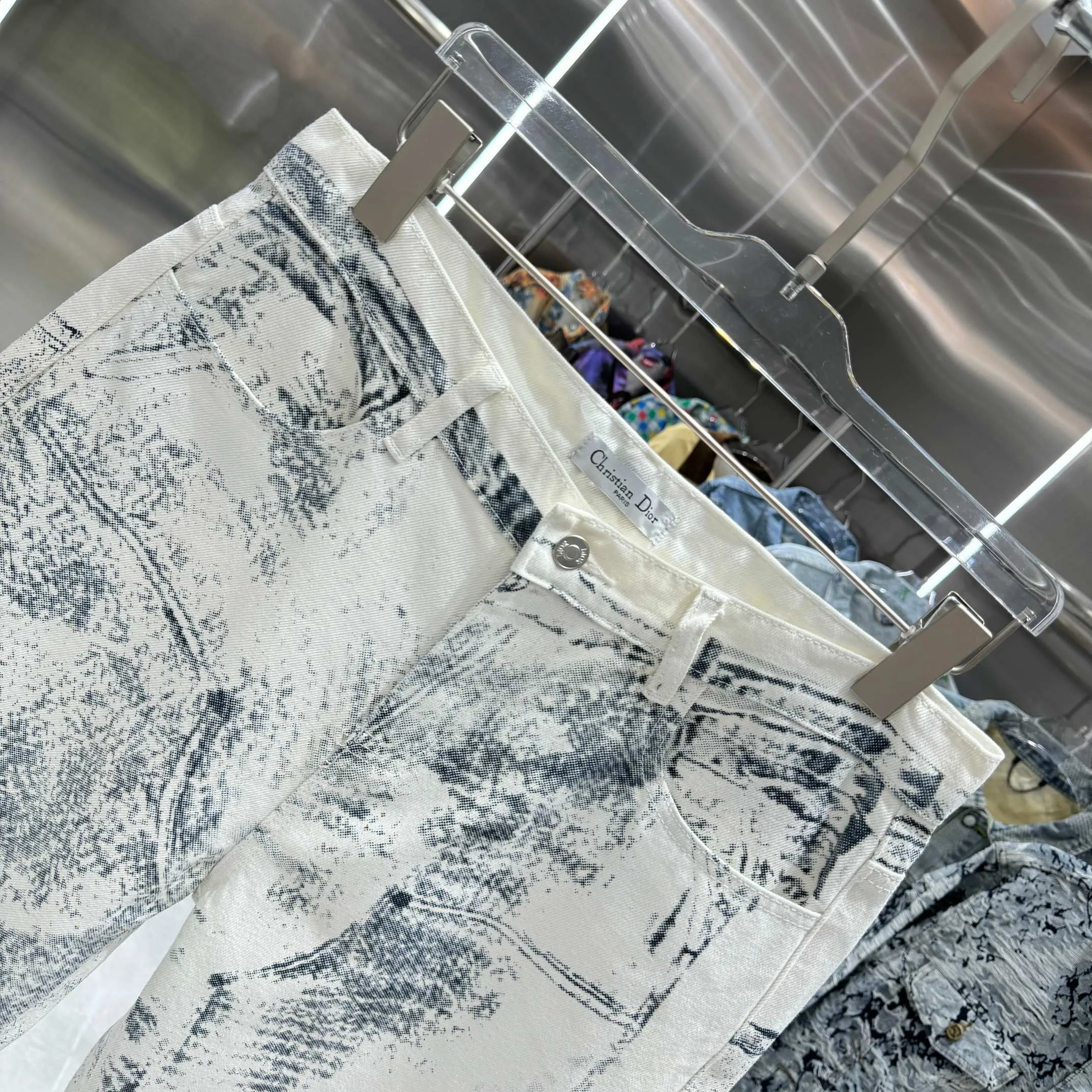 25 New Arrival 。 Beige ， Dark Blue MKII ， 。 ， 。 Same Style Sizes：M.L.XL XXL White