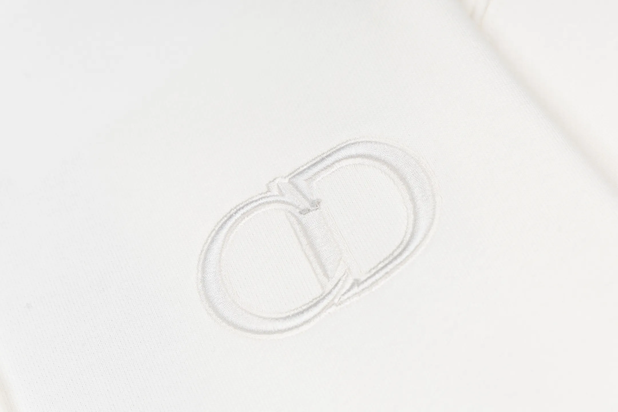 CD （White） 13,066 ， White ， 。 CD Icon ， 。 Dior ， 。 。 ， 。100% Breathable 。 ， 。 ， Dior 。 ， 。 Size:S-M-L-XL