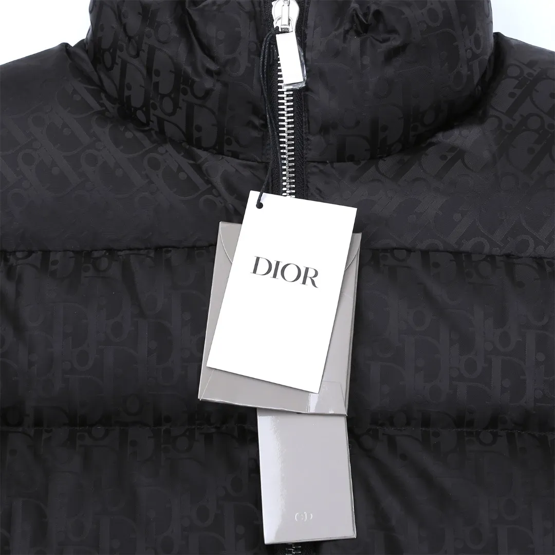F Authentic DIOR Series Classic · · (Maria Grazia Chiuri) ， 。 ， “CHRISTIAN DIO*” 。 ， 。Classic Versatile ， ， ！ ！ ， ， ， ，3D ！ ， ，l ， ， ， ， riri ！ 90 ， ， ！ ， ， ， ，