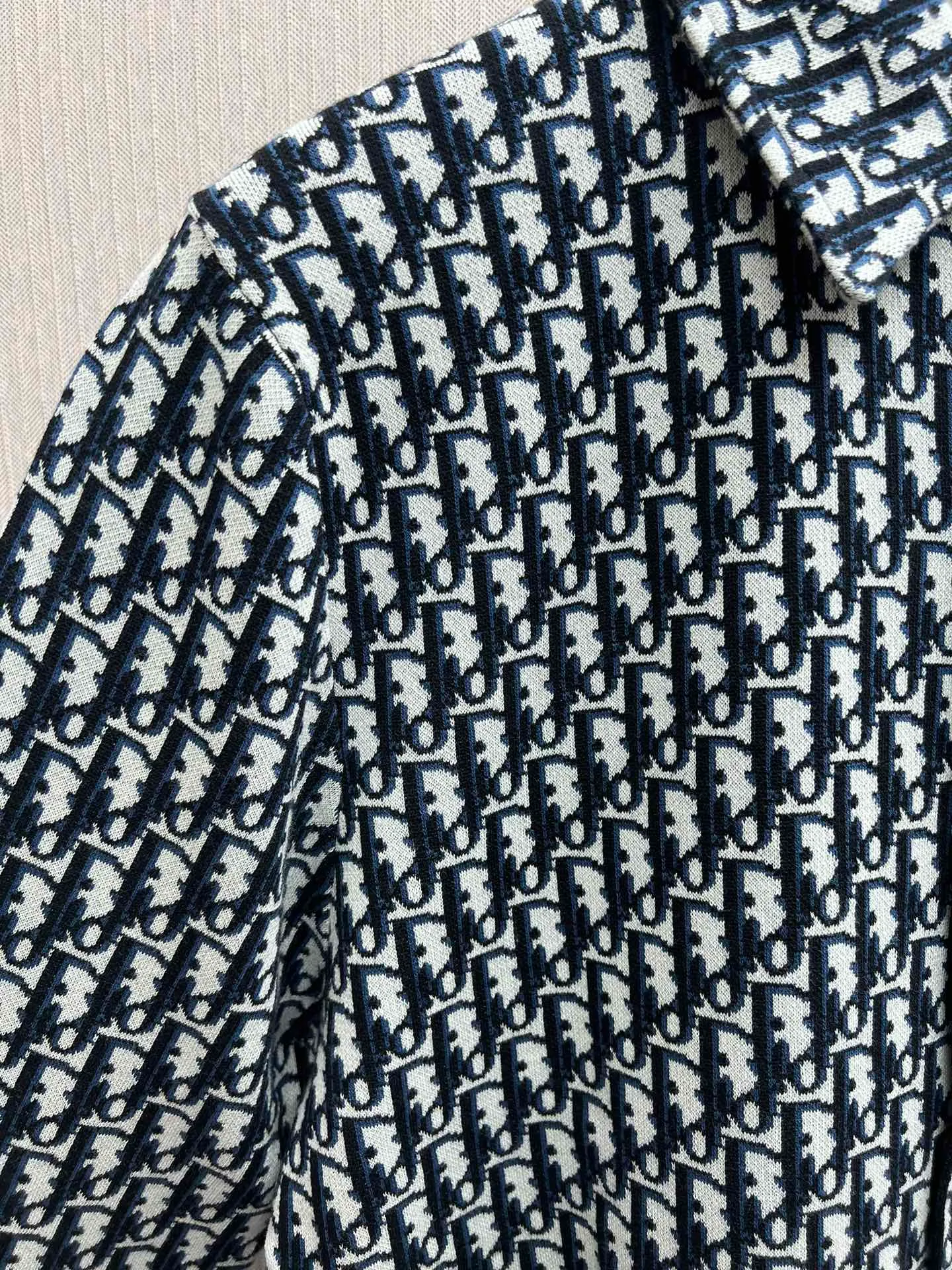 25ss New Arrival Logo Classic Sizes：S.M.L.XL.