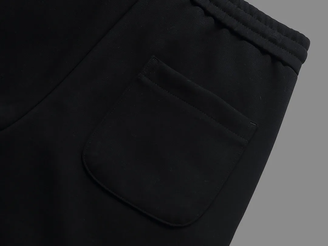 ，（ ， ） Logo g Black White ：Black Gray Light Gray Dark Gray Size 29-36