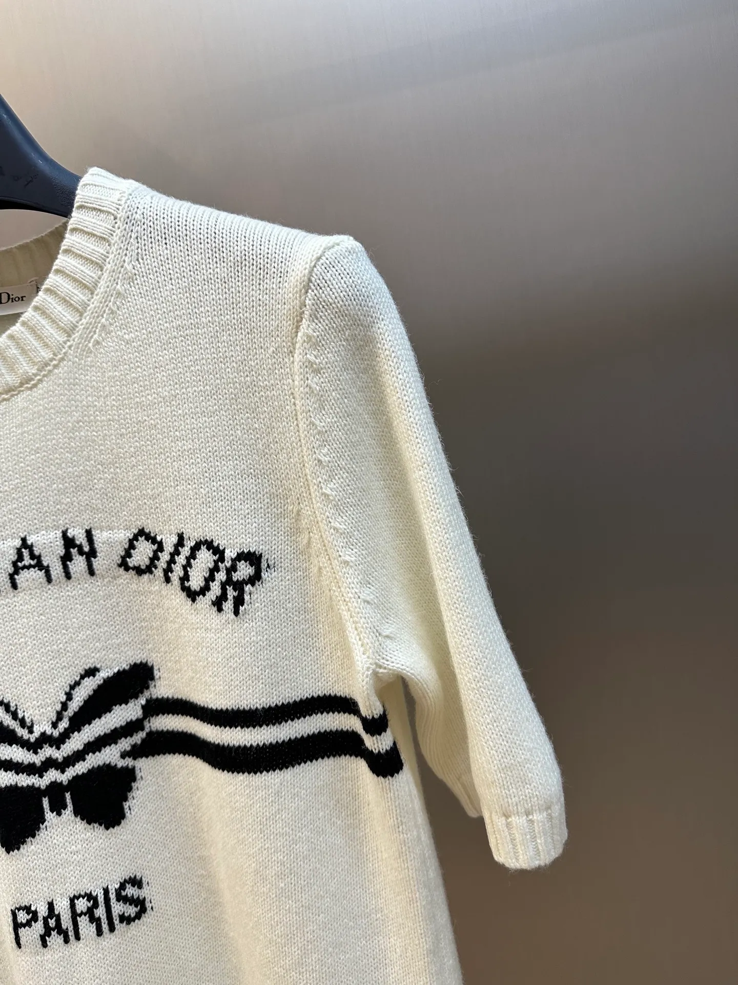 Dior （ ） 。 White ， Black Christian Dior Papillon ， 。 ， 。 size：s m l