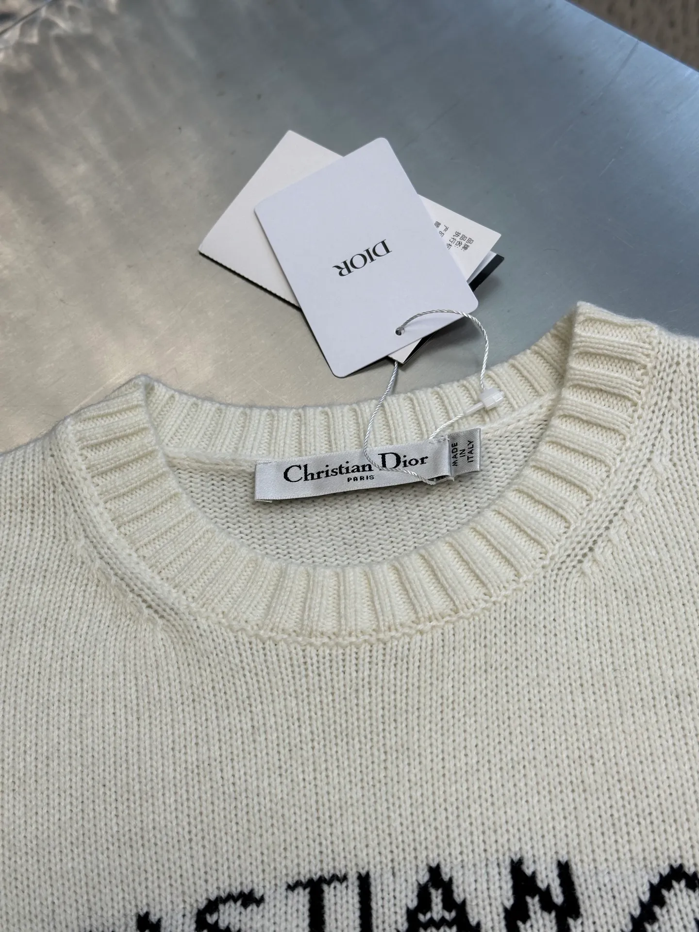 Dior （ ） 。 White ， Black Christian Dior Papillon ， 。 ， 。 size：s m l