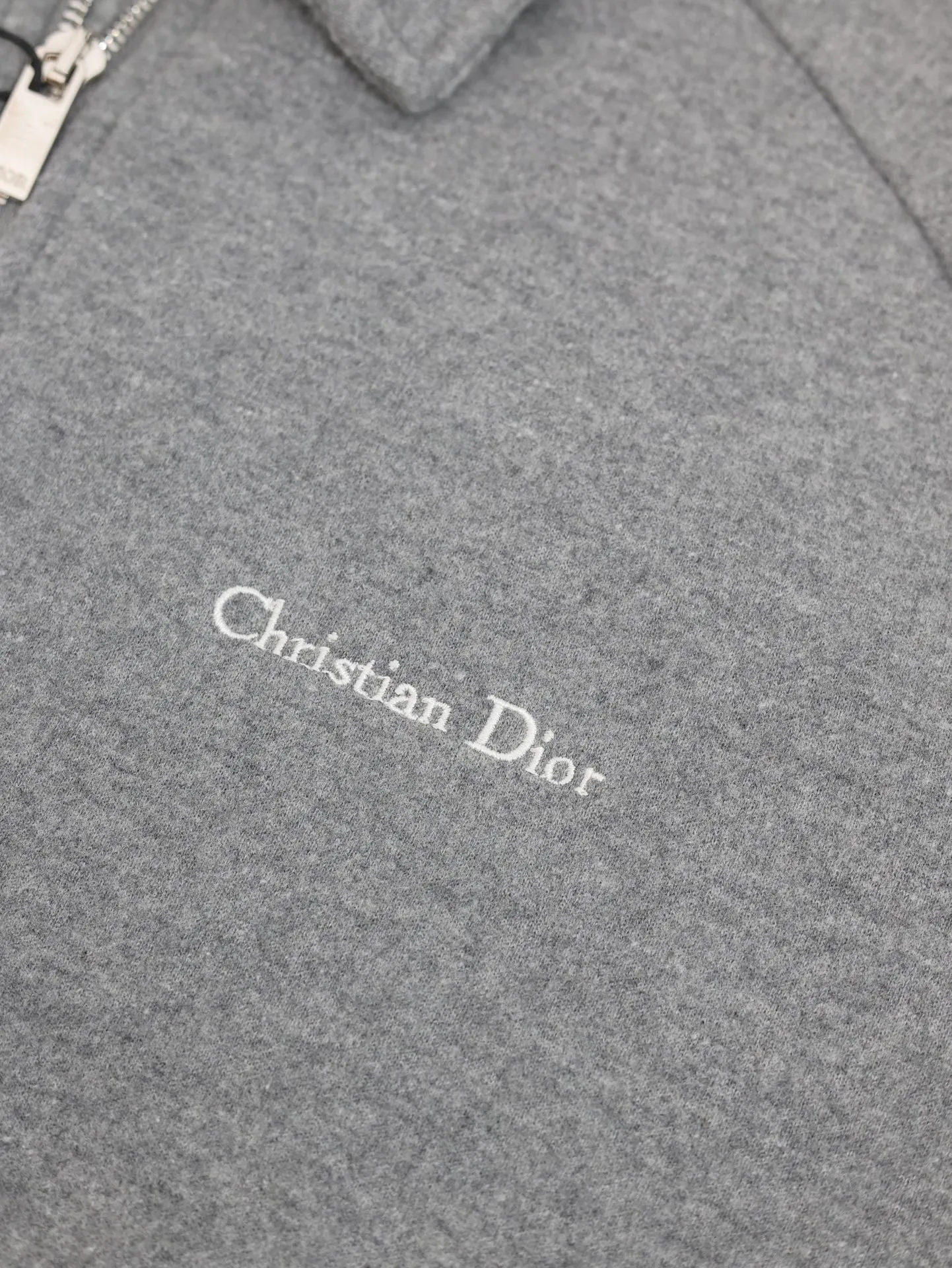 Dio 24 New Arrival ， ， 。 ， ， D Classic ， ， 。 ， ！👍 Size：S/M/L/XL