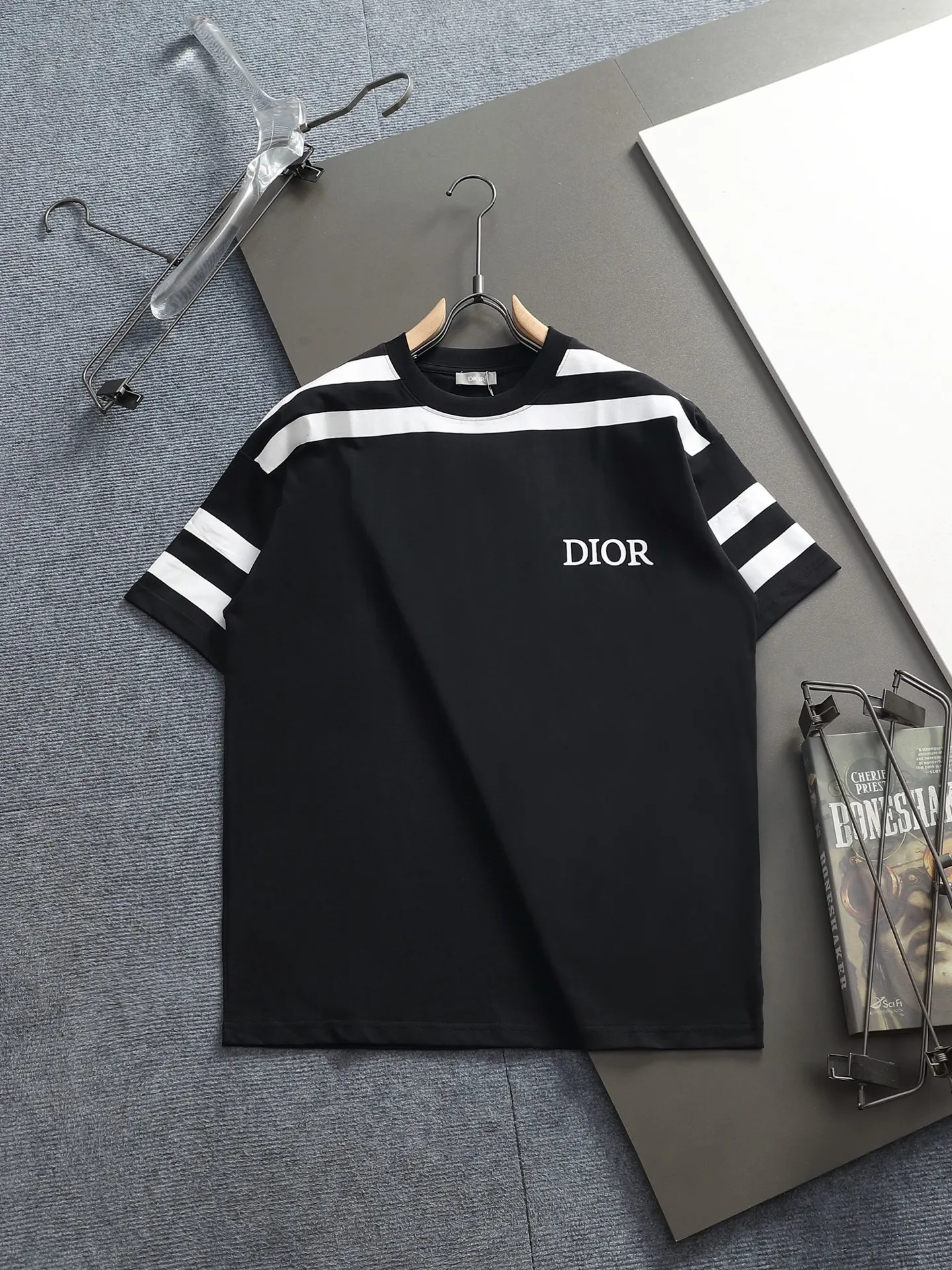 DIOR CD 47 Logo ， Retro Same Style T Versatile : White Black Size：XS~L