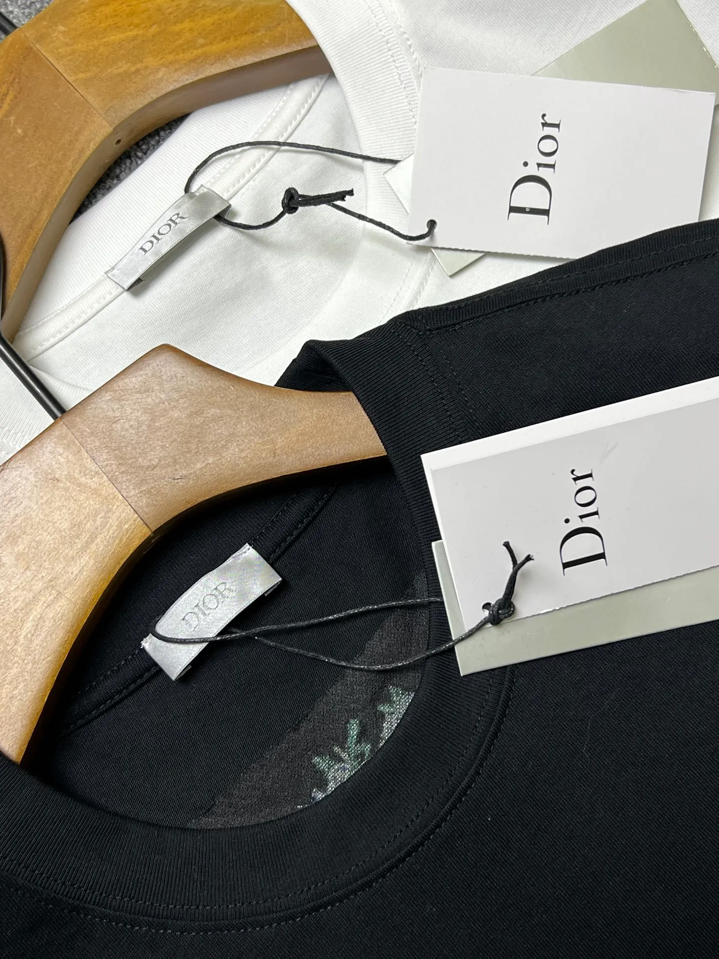 Dior LOGO ， Retro Same Style T Versatile : Black White