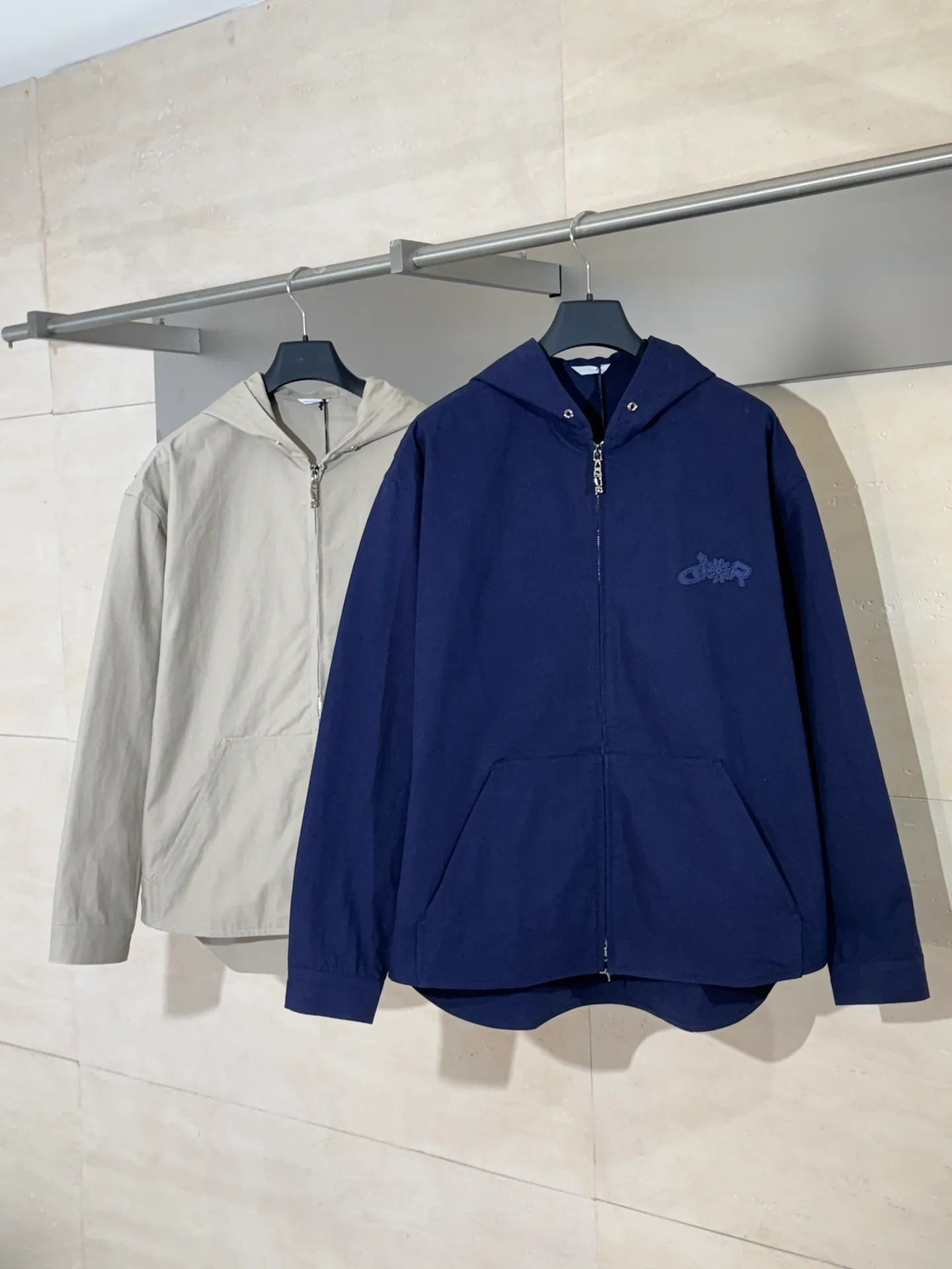 Dio 25ss New Arrival Series ， AND LEWIS HLTON Series。 Blue ， Series ， 。 Series ， 。 Size：S/M/L/XL