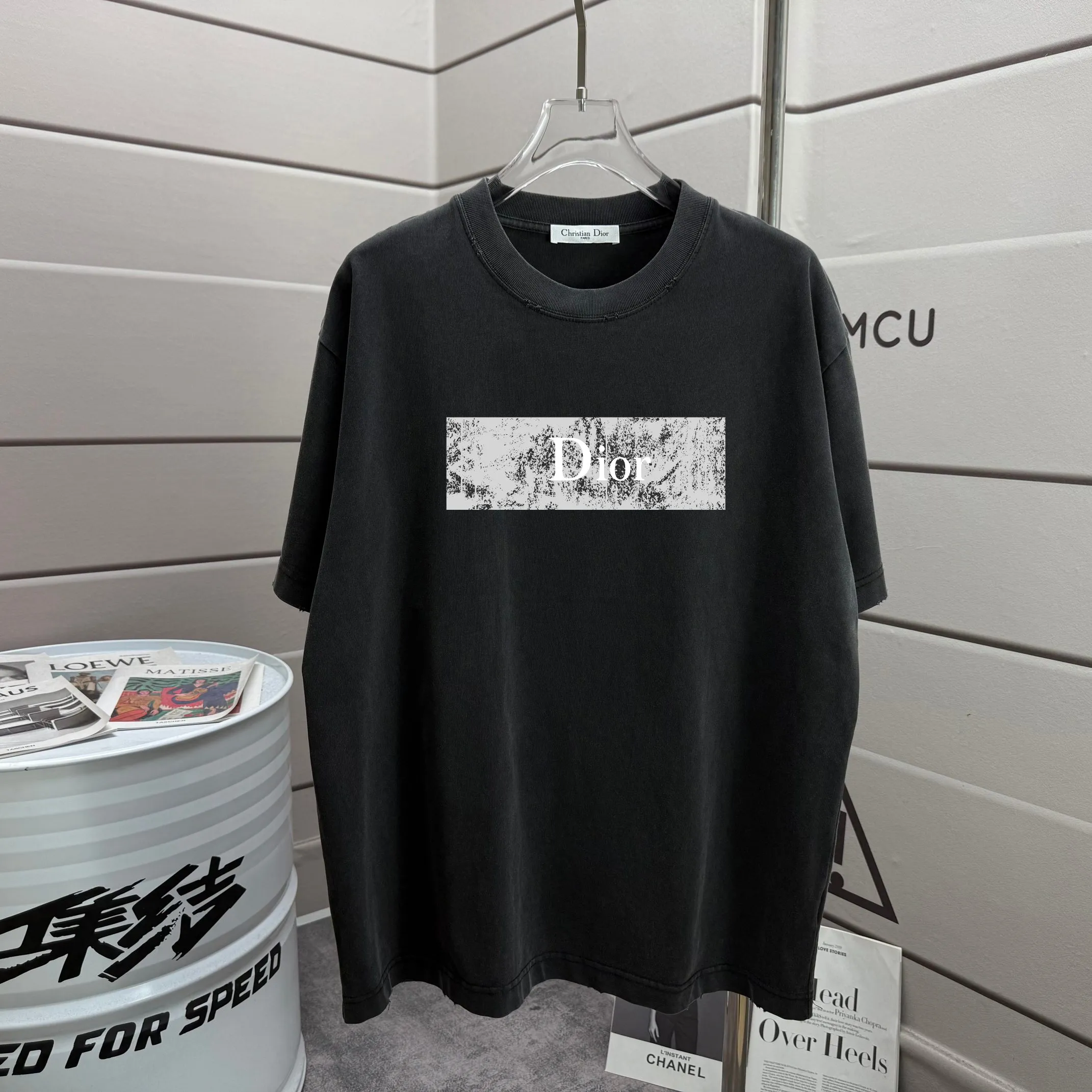 # 95 Dio *2025 New Arrival tee Same Style :Black White Size :S M L XL XXL Size： S （90-130 ） M （120-150 ） L （140-165 ） XL （160-180 ） XXL （180 ）