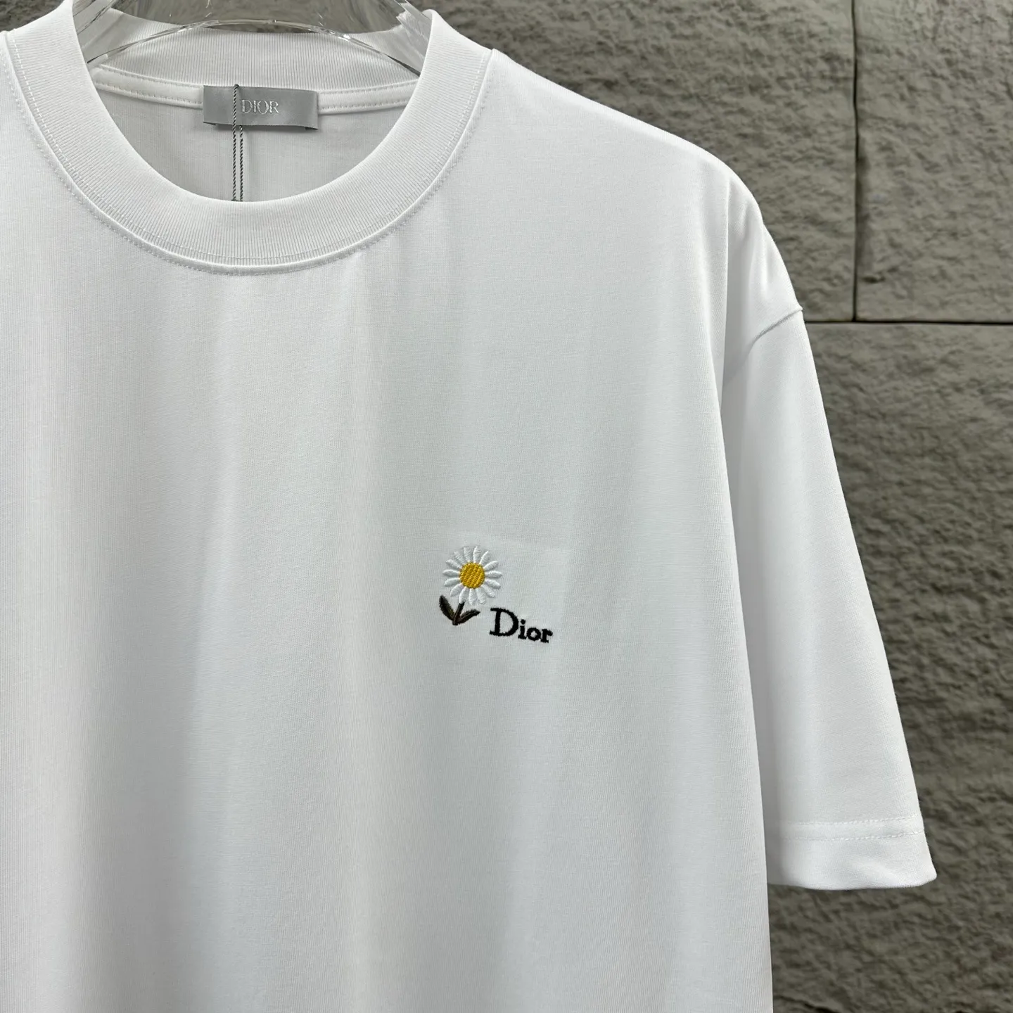 Dio 2026 New Arrival Classic T Same Style ：Black White Red Gray Size： S （90-130 ） M （120-150 ） L （140-165 ） XL （160-180 ） XXL （180 ）