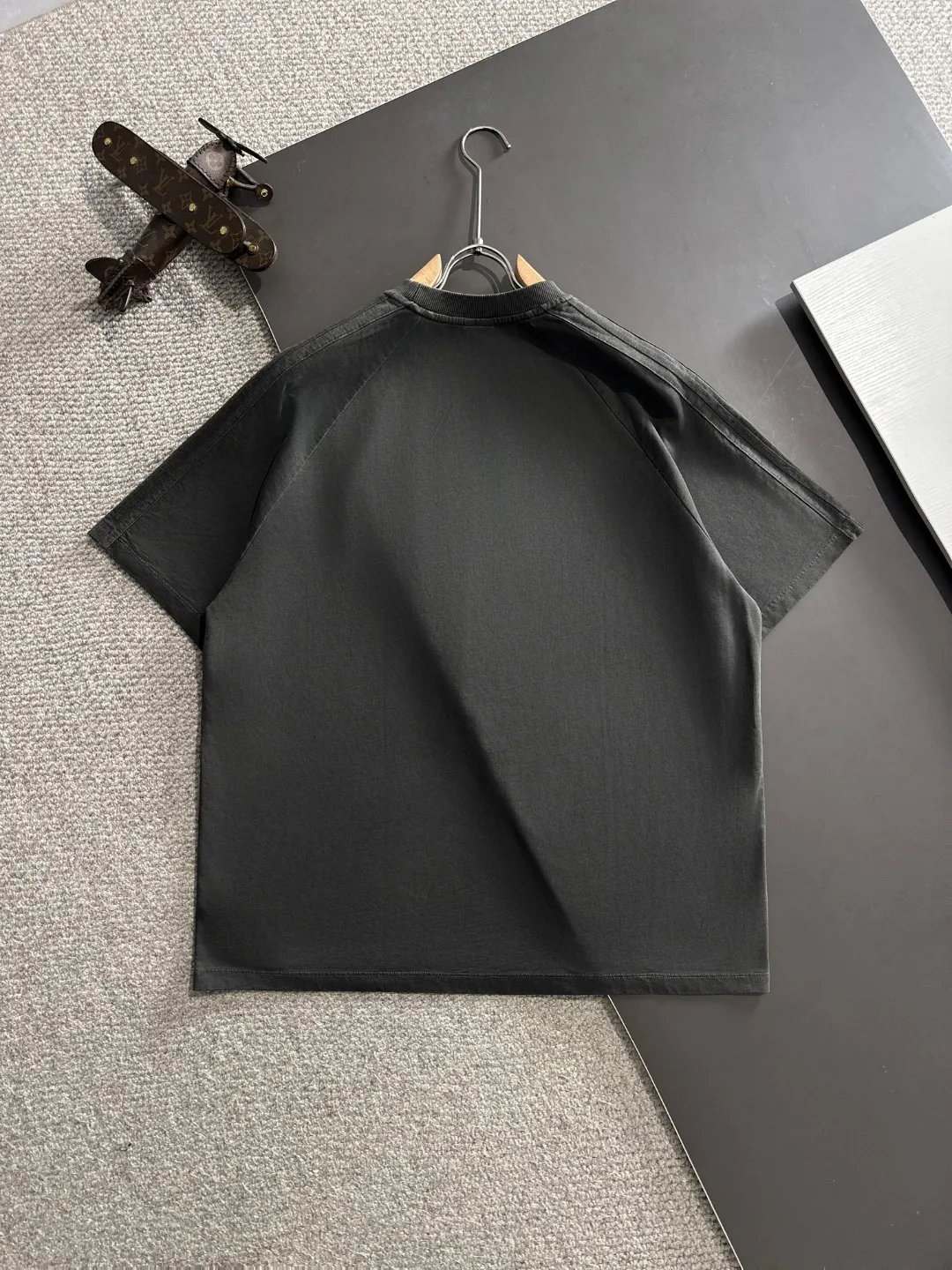 DIOR/ Premium 2025 New Arrival ， Breathable， Breathable ， ， ， Quality。 ！ ， ！ ， ！ Premium ， ， ， ！ 、 ！ ， ！ Size：S-XXL