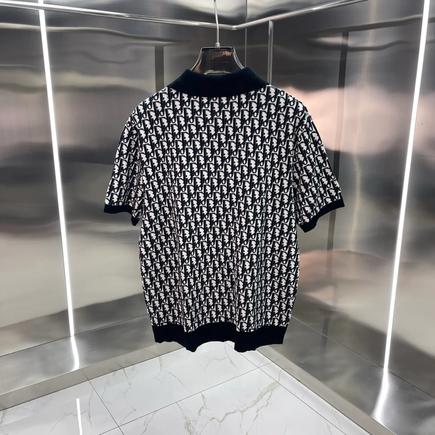 Dior + Factory Sizes：S M L XL XL