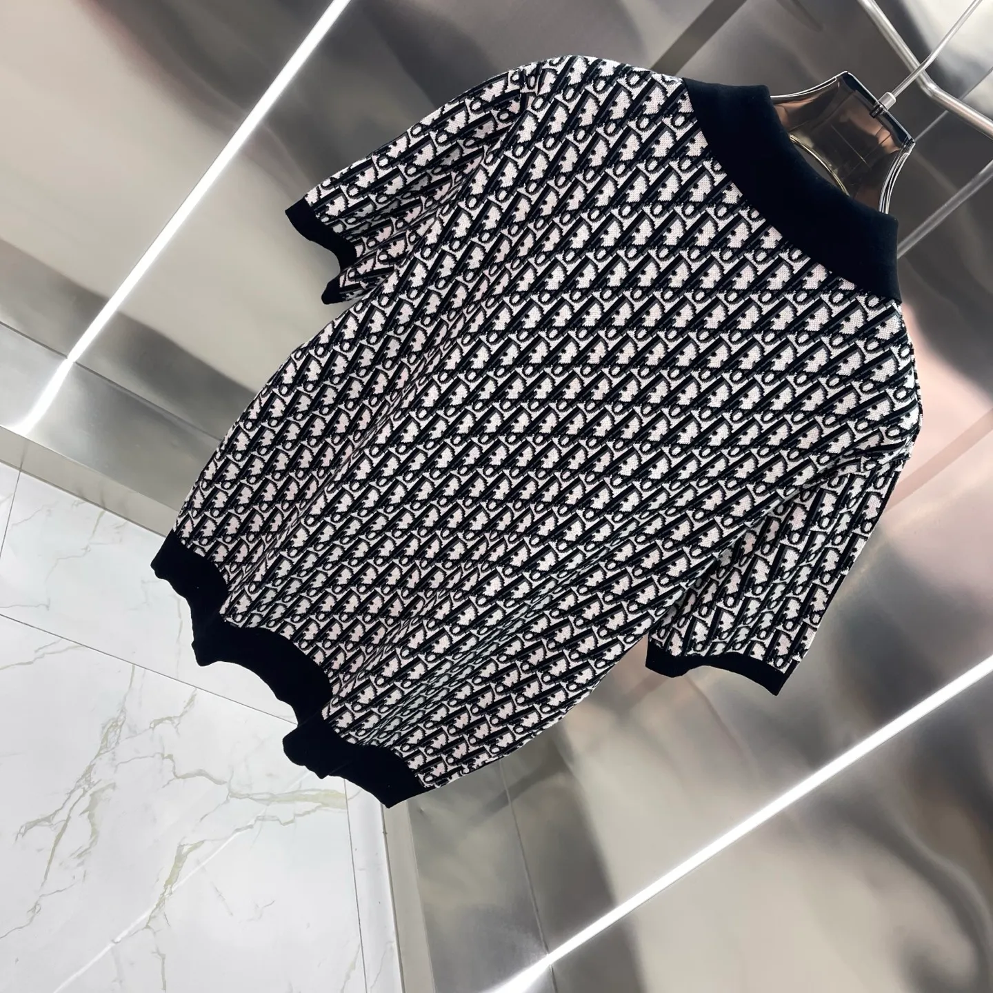 Dior + Factory Sizes：S M L XL XL