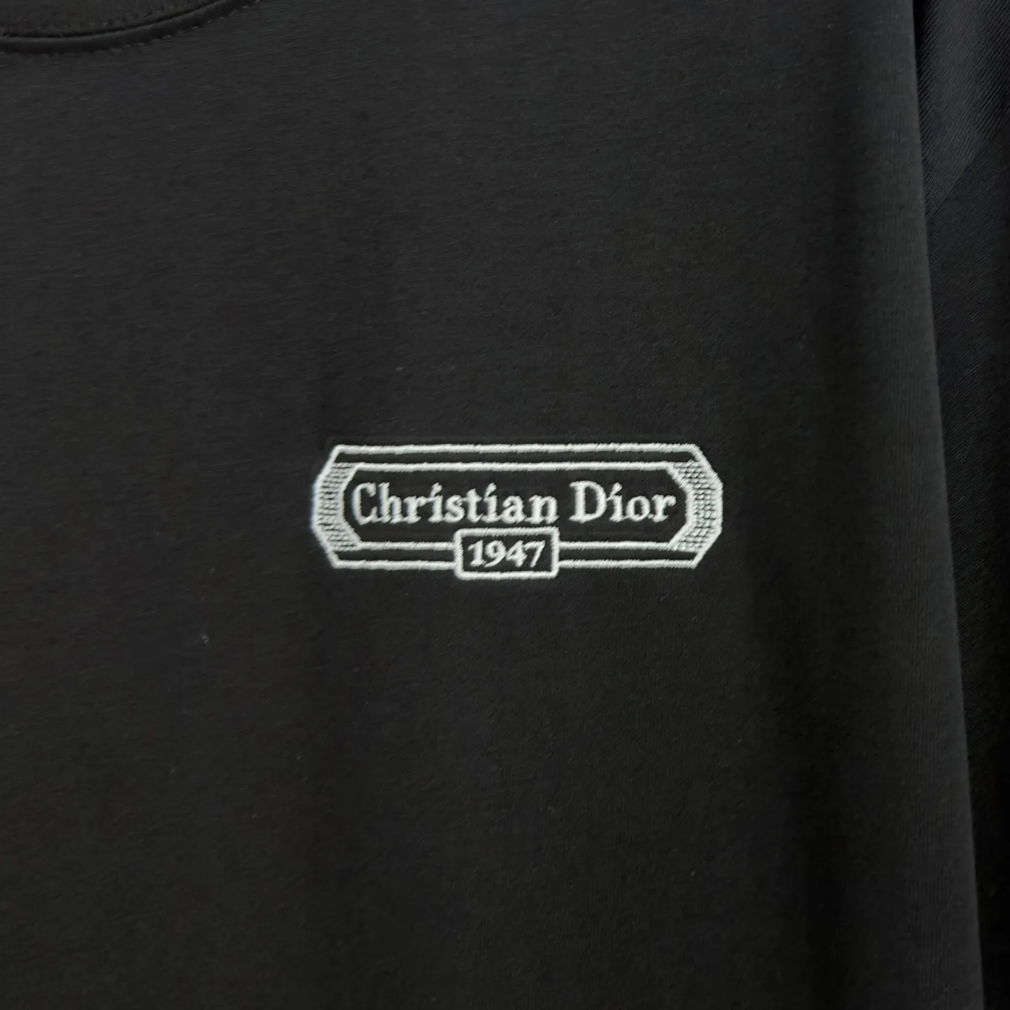 《𝙉𝙚𝙬⚜️ 》 2026 New Arrival T logo ：White Purple Black Sizes：S M L XL XXL