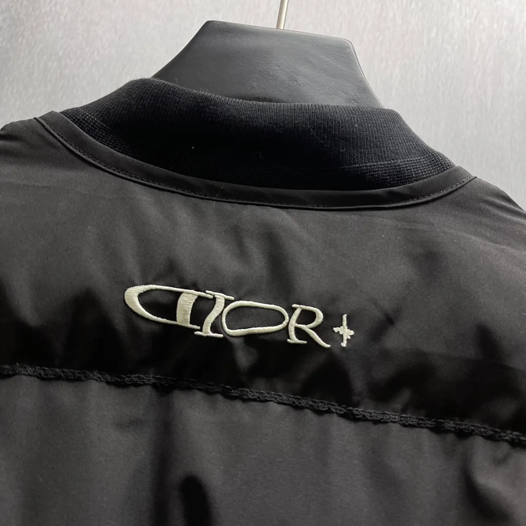 CD Classic Size : S-XL DIOR AND LEWIS HAMILTON Series。 Black ， DIOR AND LEWIS HAMILTON ， Dior Classic 。 ， ， ， 。