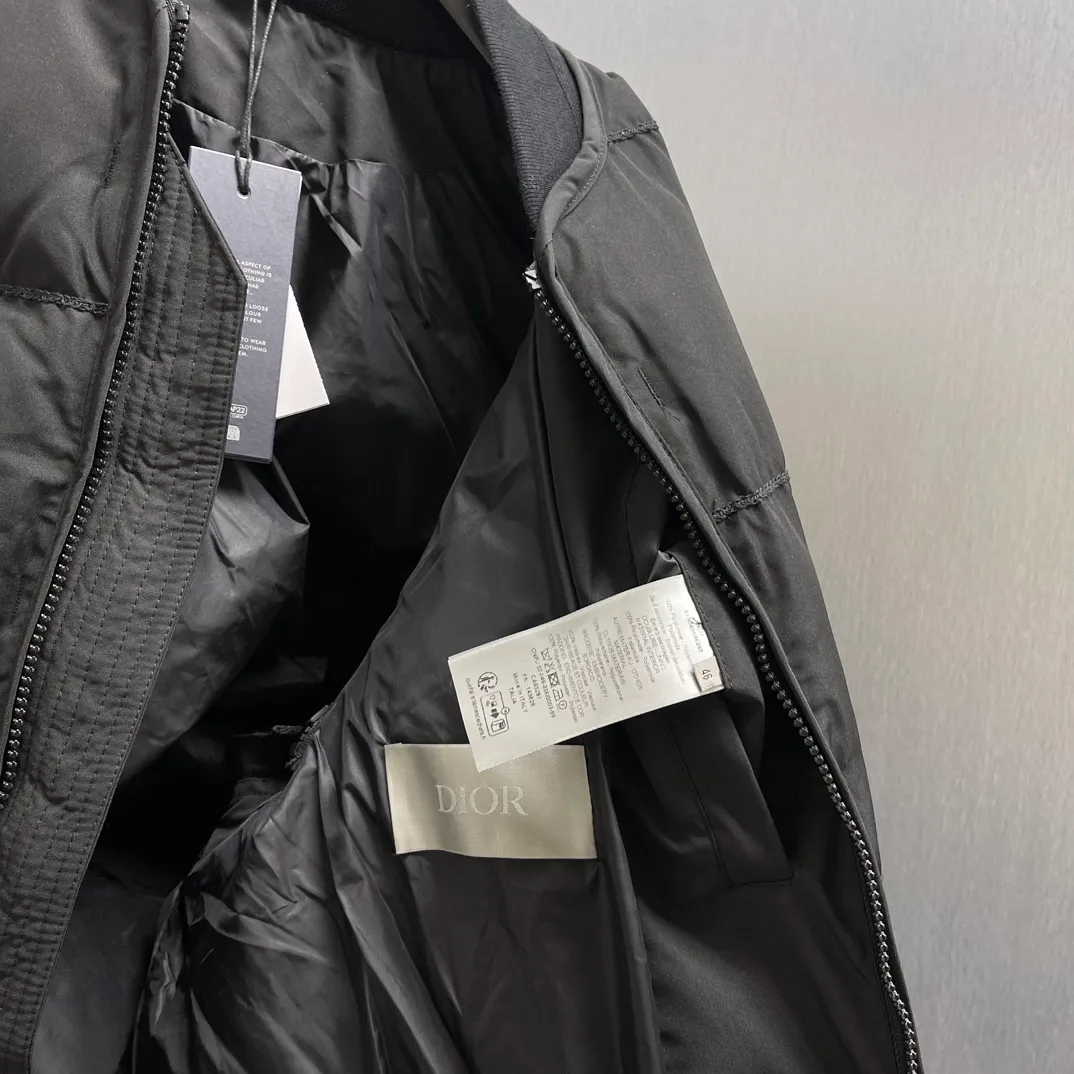 CD Classic Size : S-XL DIOR AND LEWIS HAMILTON Series。 Black ， DIOR AND LEWIS HAMILTON ， Dior Classic 。 ， ， ， 。