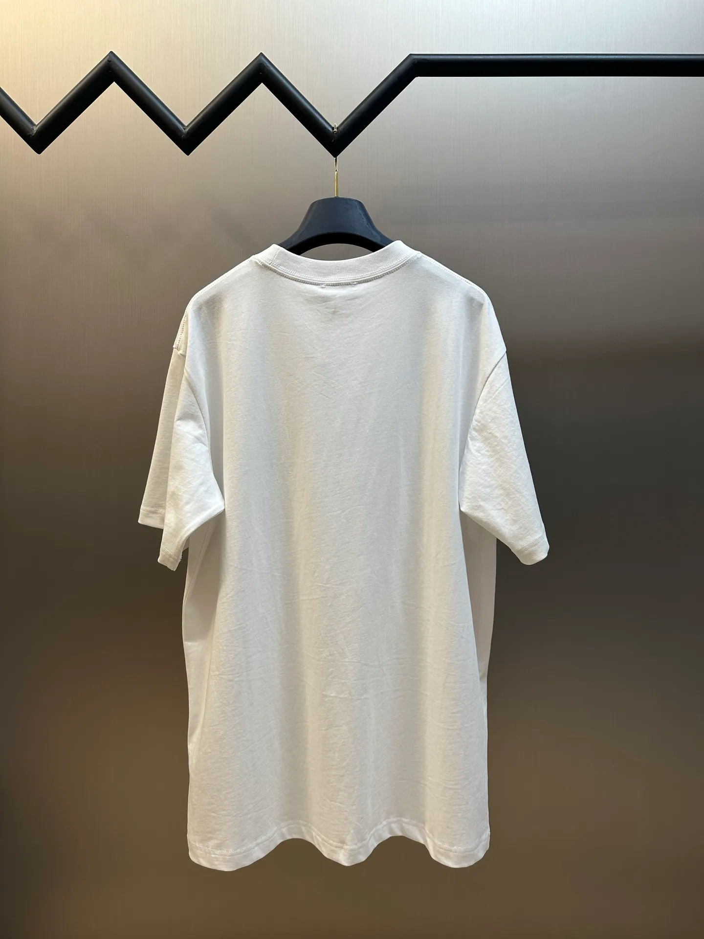 Dr Mountain ， Dior Mountain ， ， 。 ， ， ， Dior Mountain ， 。 ， ， Dior Mountain 。 size：s m l xl