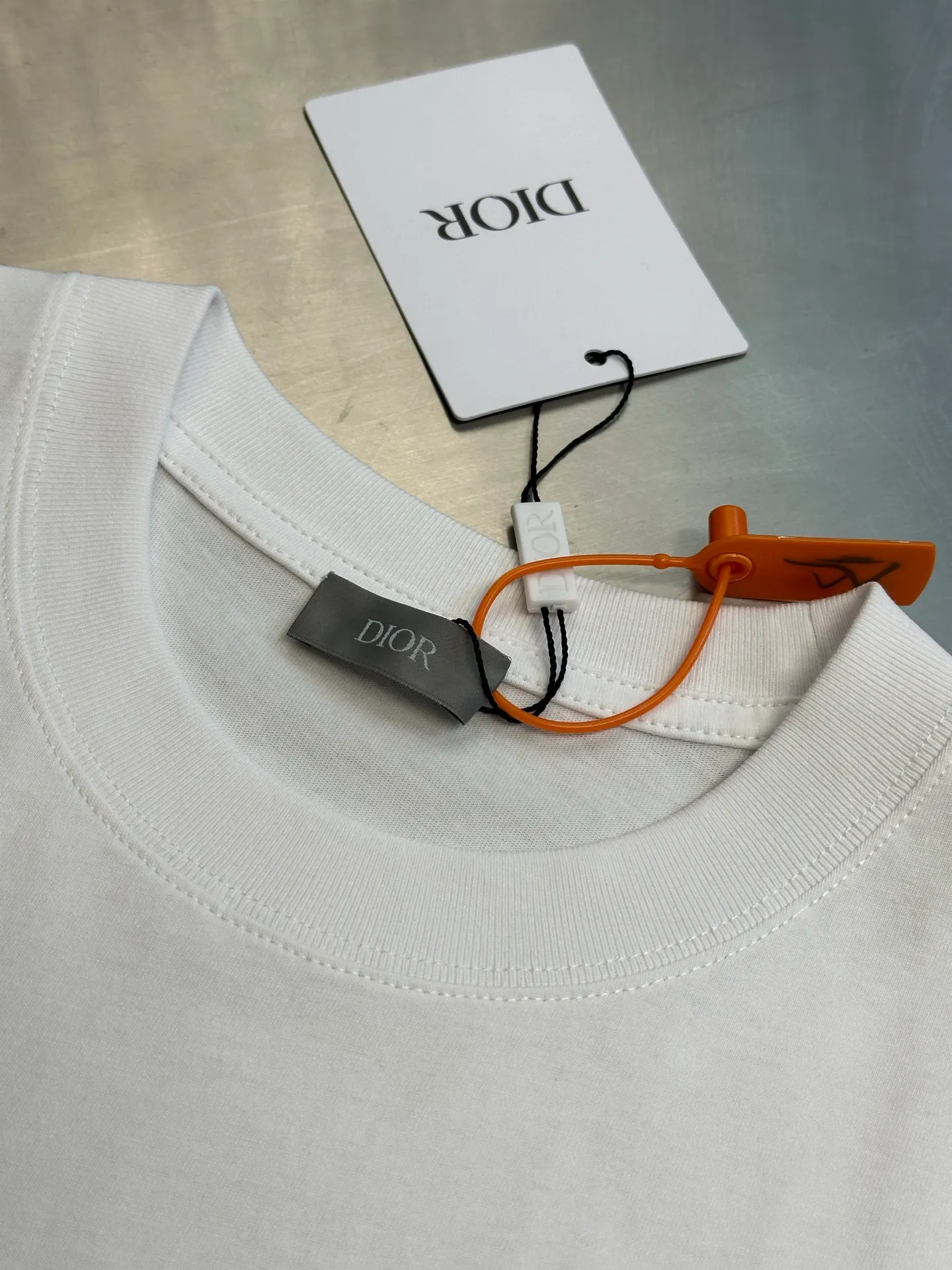 Dr Mountain ， Dior Mountain ， ， 。 ， ， ， Dior Mountain ， 。 ， ， Dior Mountain 。 size：s m l xl