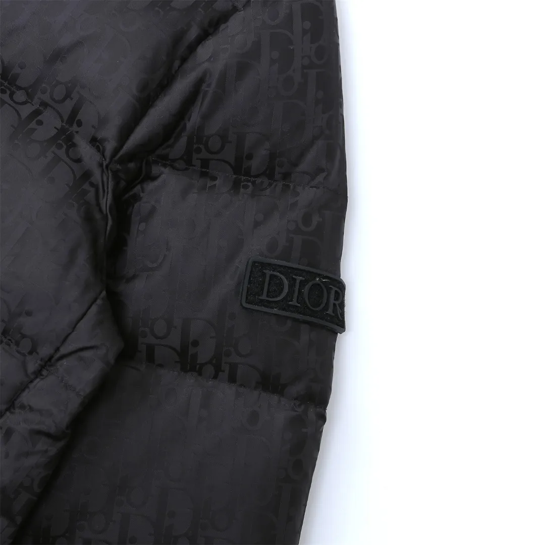 F Authentic DIOR Series Classic · · (Maria Grazia Chiuri) ， 。 ， “CHRISTIAN DIO*” 。 ， 。Classic Versatile ， ， ！ ！ ， ， ， ，3D ！ ， ，l ， ， ， ， riri ！ 90 ， ， ！ ， ， ， ，