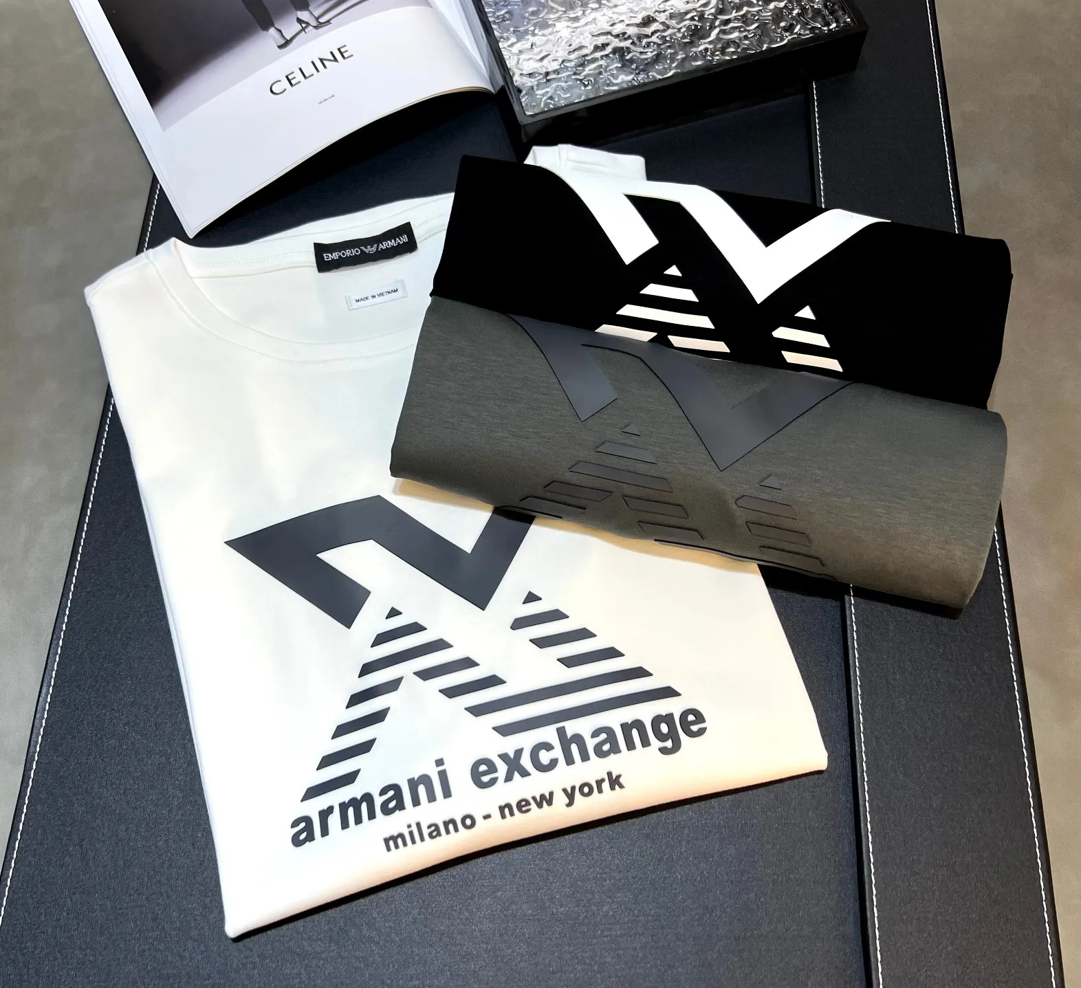 New Arrival autumn and winter mercerized cotton long sleeves Weight logo: Armani Process: silicone Color: black/white Sizes: M~3XL
