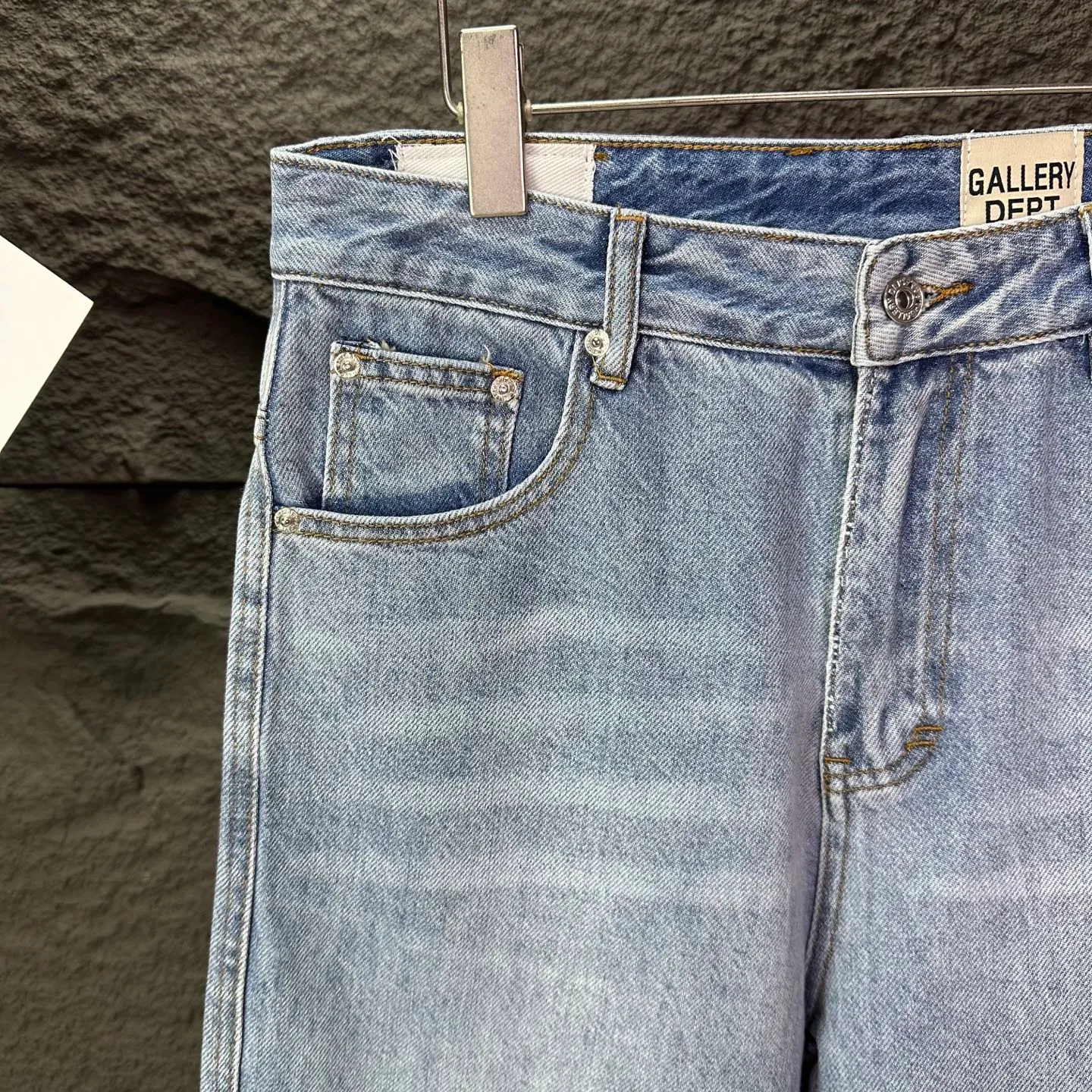 GALLERY DEPT. 2025New Arrival Light Blue 🔥 🔥 🔥 Quality ， ， ， ， ， ！ ， ， ！！！ ：Light Blue Size：28、30、32、34、36（ Size）