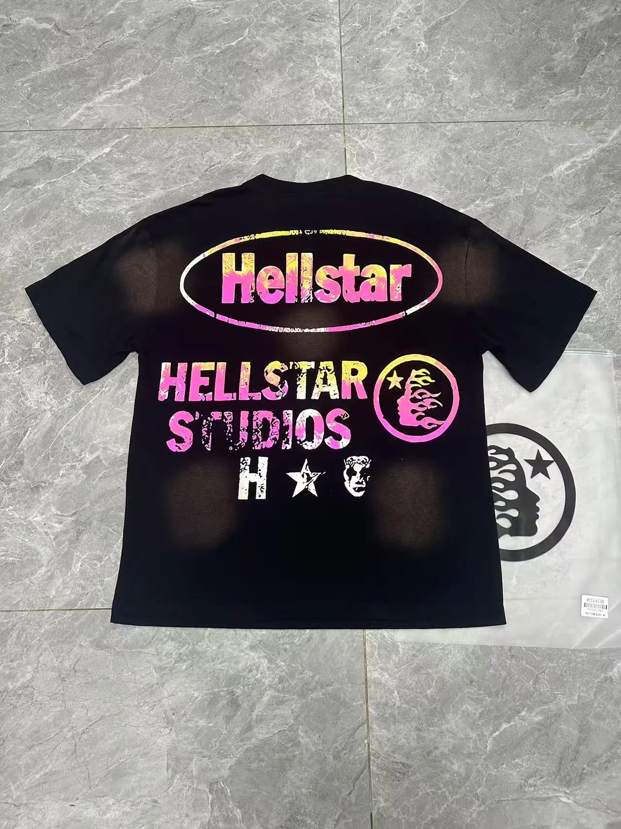 # ｜ Hellstar T （fabric):32 Sizes（size）：S-M L X L （colour）： Black（ ）