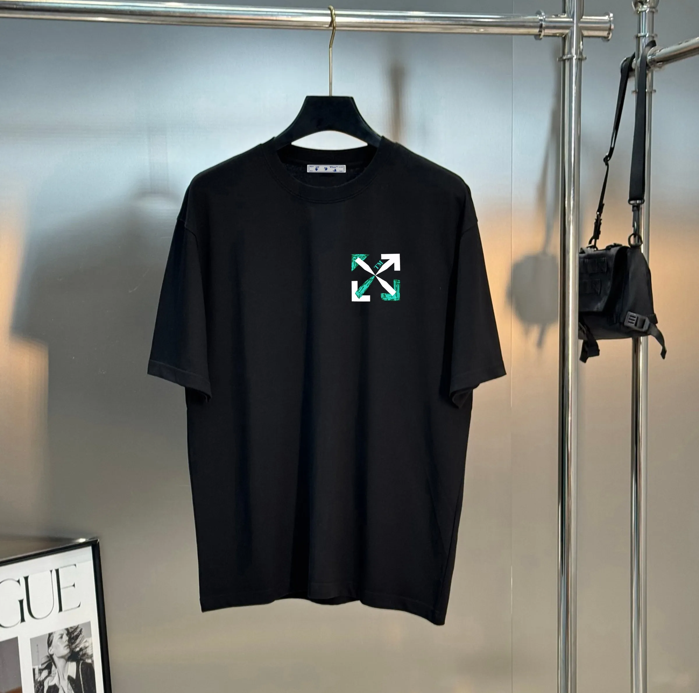 off 2025 New Arrival 250 tee Same Style Size S M L XL XXL Black White