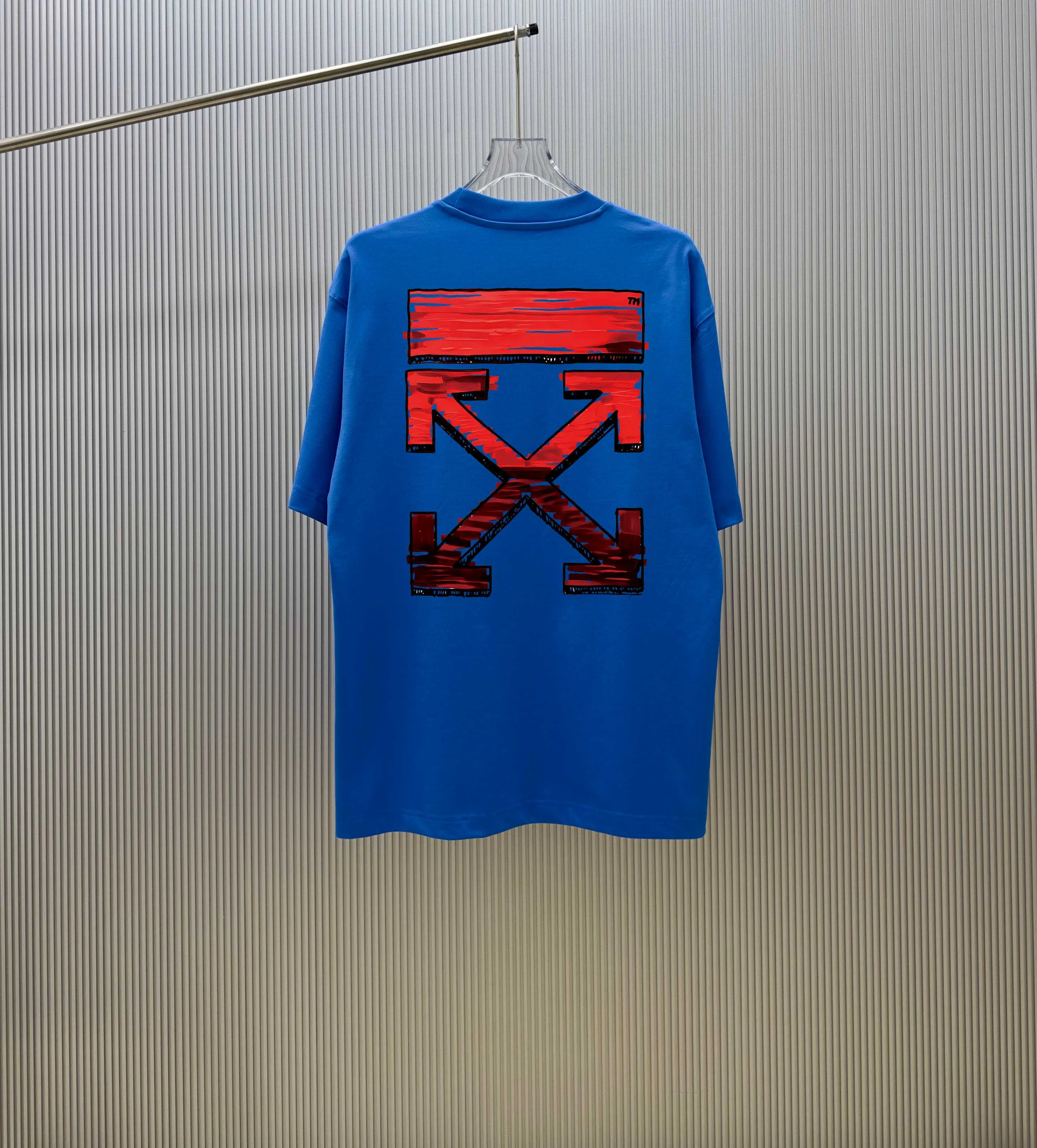 85💰 (Strictly control Quality) Style: off-white short-sleeved T-shirt Fabric: 300g double yarn 100% cotton Rib: 320g Sorona 1*1 trendy brand Process: Printing Color: White Night Blue Cool Blue Blue Floral Gray Black Size: M-4XL No gender distinction Men and women Same Style