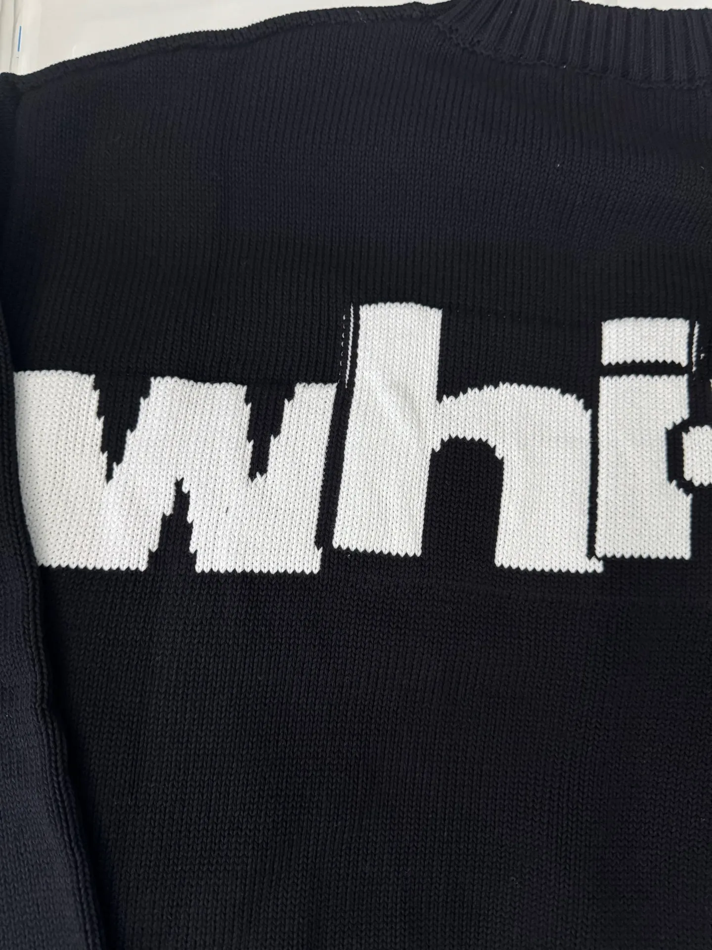 OF 208 OFF-WHITEClassic Hot Sale OW 25FW Same Style 32 ， Premium ， ， 0.8 ， 。 ， ， 。 ， ， ， ，Breathable 。 ， ， ， 100-200 ， ， 。 ， ， ， 。 Quality ， ， ， ， 。 ： 、Cream White Size:S.M.L(oversize ) OW Size S 68、 118、 60【 175/150 】 M 70、 122、 61【 185/170 】 L 72、 126、 62【 195/190 】 【 ： ！】