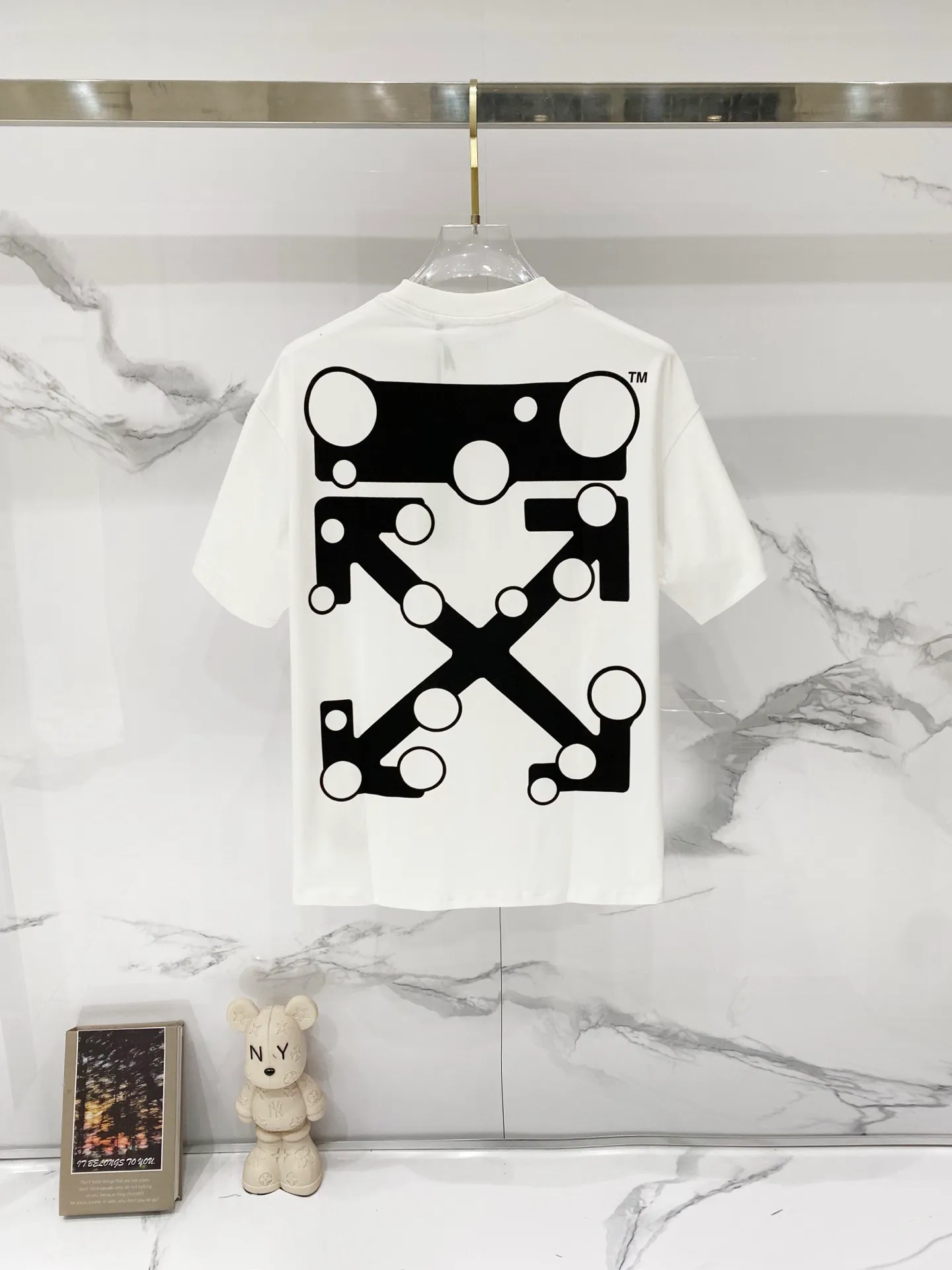 OFF-white/ 260 T OF 🖐️ ➡️ LOGO Quality 100 ％ Versatile Size:XS-L :Black.White