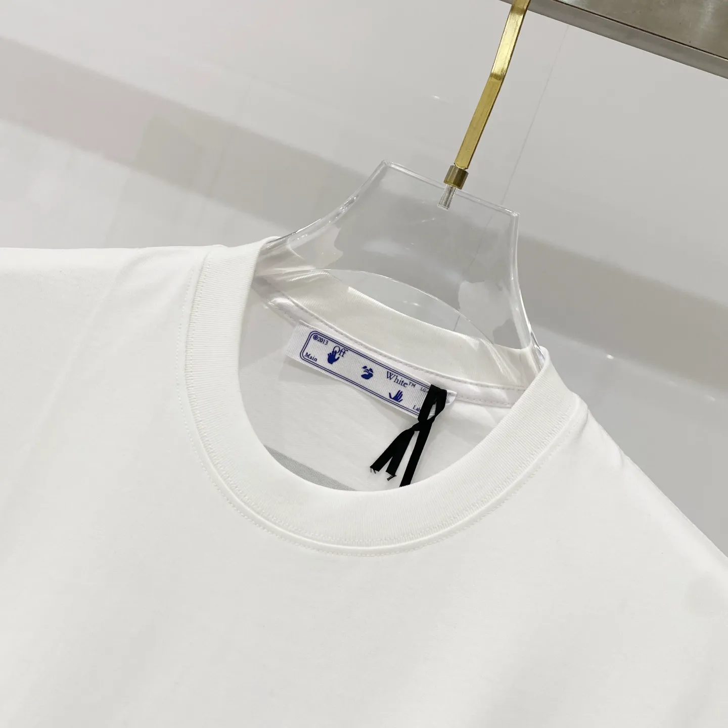 OFF-white/ 260 T OF 🖐️ ➡️ LOGO Quality 100 ％ Versatile Size:XS-L :Black.White