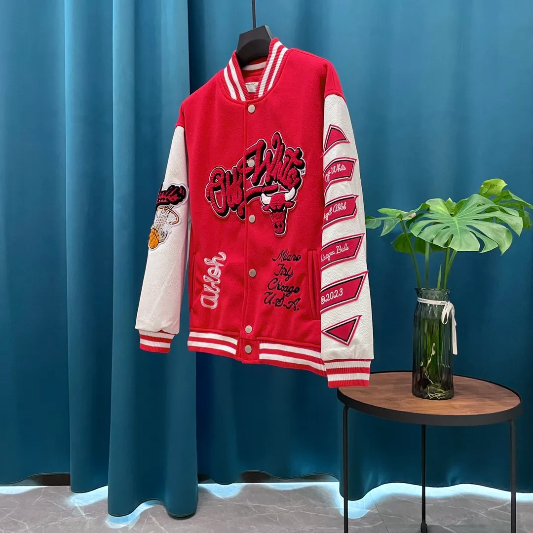 OFF WHITE➡️2024ss ， 。 ， 。 1 ， ， 900 ， ， 。 ， 。Premium ！ ！ Quality！