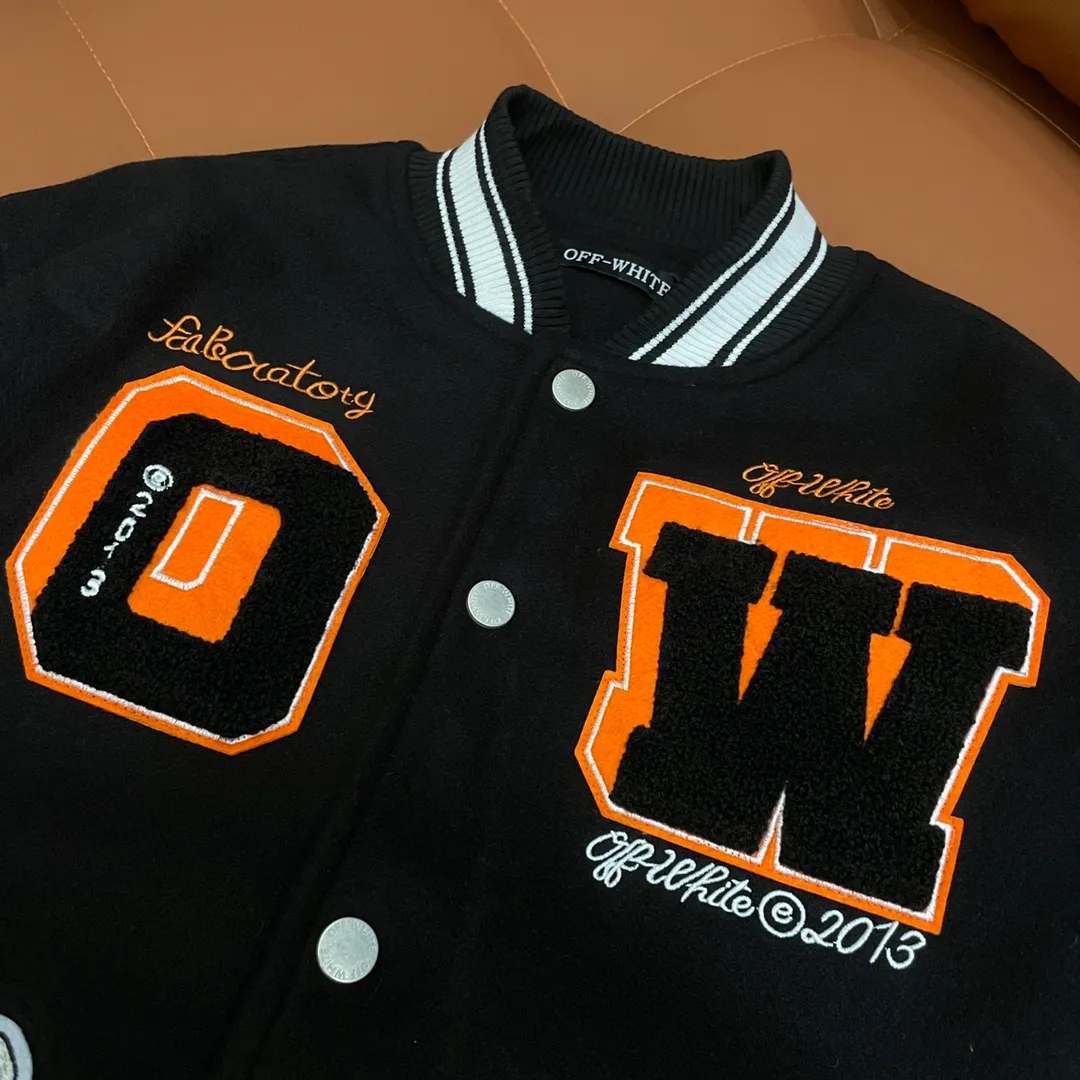 OFF WHITE➡️ ， 。 ， ， 。 1 ， 。 ， 。Premium ！ ！ Quality！ Size：M L XL XXL