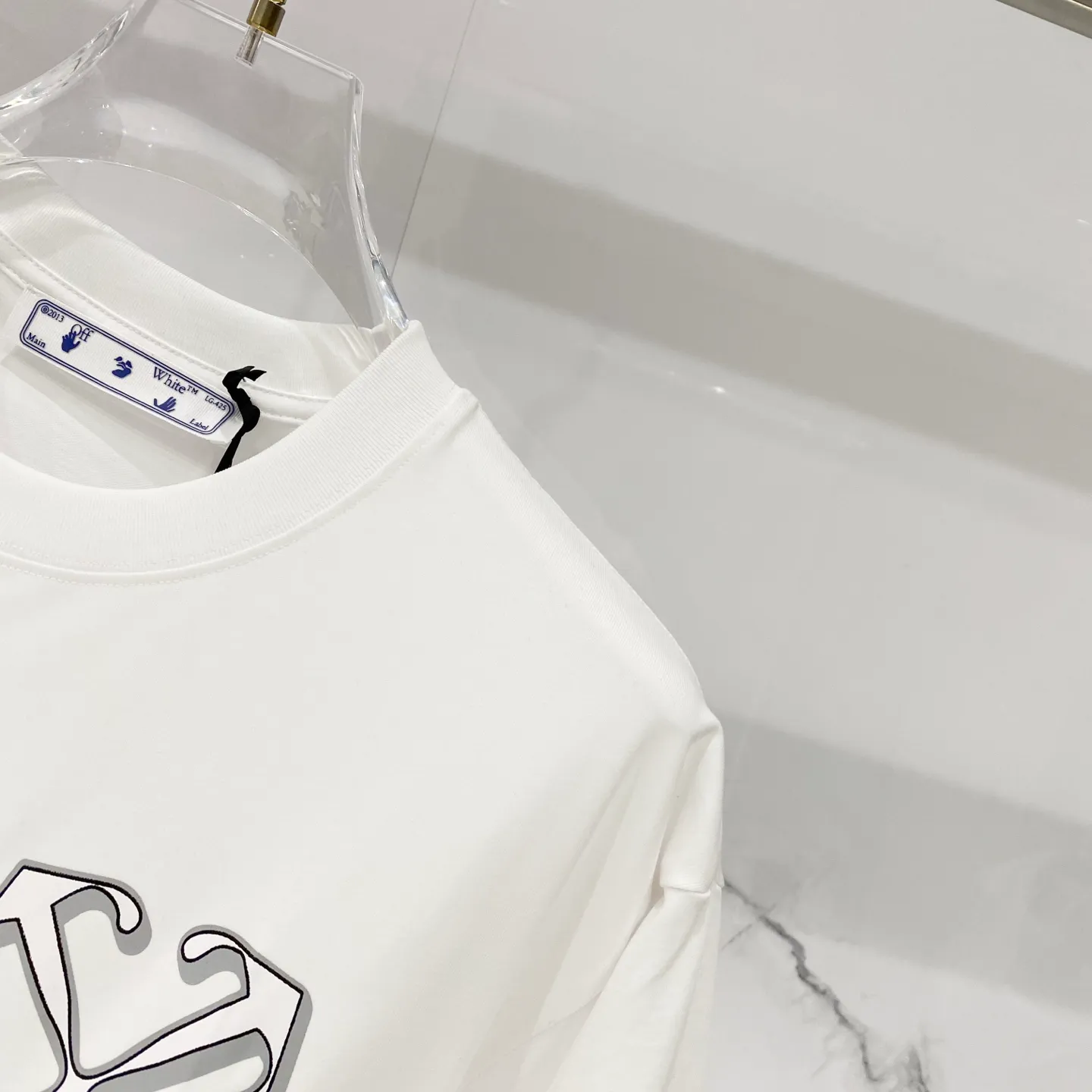 OFF-white/ 260 T ➡️ LOGO Quality 100 ％ Versatile Size:XS-L :Black.White