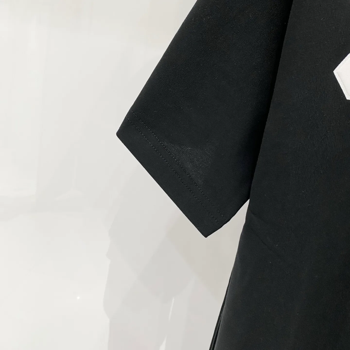 OFF-white/ 260 T OF 🃏 LOGO Quality 100 ％ Versatile Size:XS-L :Black.White