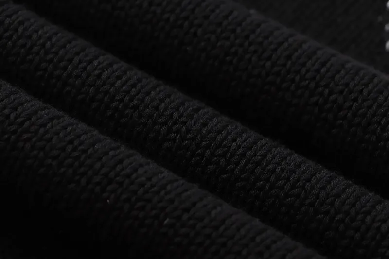 OF 208 OFF-WHITEClassic Hot Sale OW 25FW Same Style 32 ， Premium ， ， 0.8 ， 。 ， ， 。 ， ， ， ，Breathable 。 ， ， ， 100-200 ， ， 。 ， ， ， 。 Quality ， ， ， ， 。 ： 、Cream White Size:S.M.L(oversize ) OW Size S 68、 118、 60【 175/150 】 M 70、 122、 61【 185/170 】 L 72、 126、 62【 195/190 】 【 ： ！】