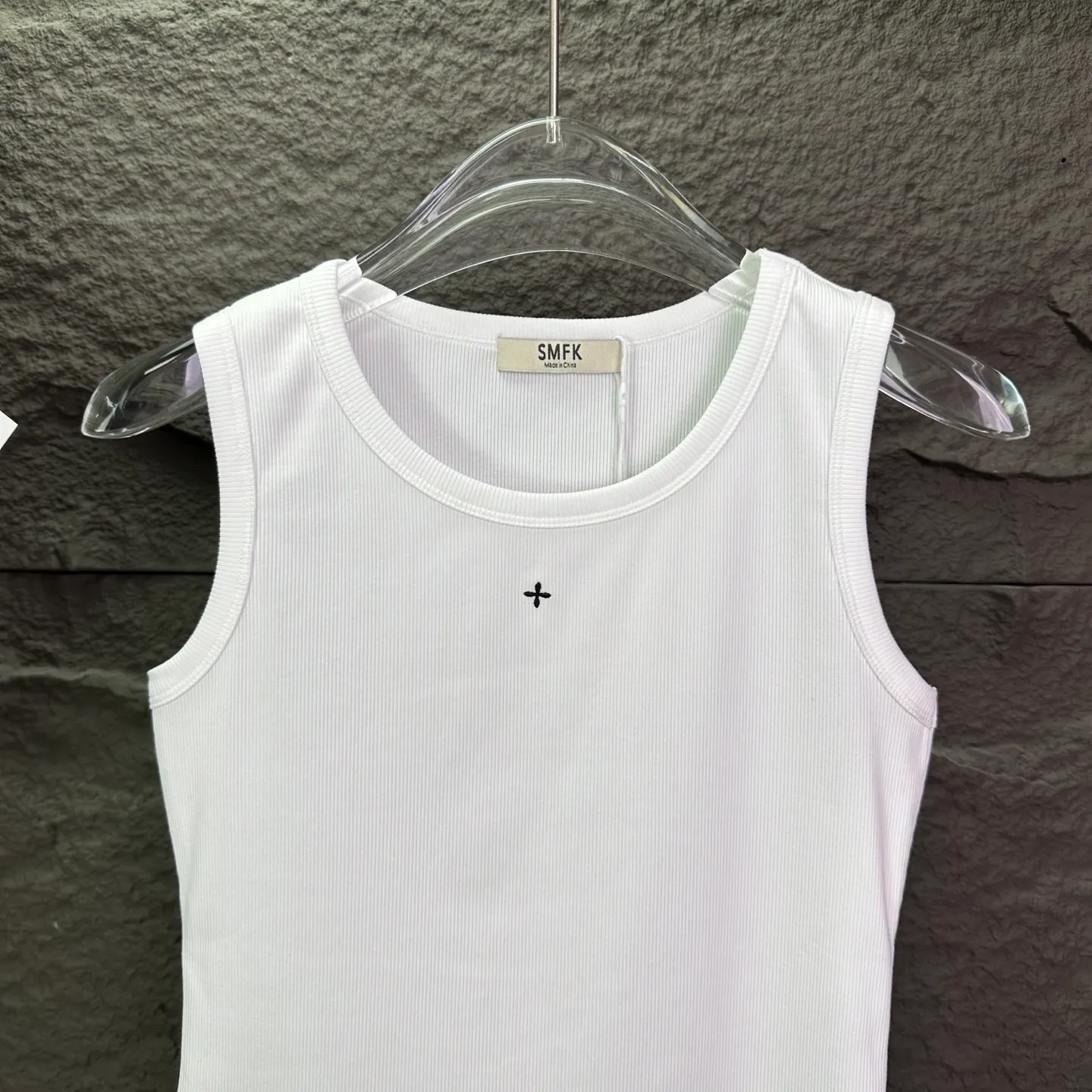 P90 SMFK 2026New Arrival 🪡Classic 🔥 🔥 🔥 Same Style Quality😘😘 300 Versatile 👍 ：Black、Pink、White Size：S、M、L