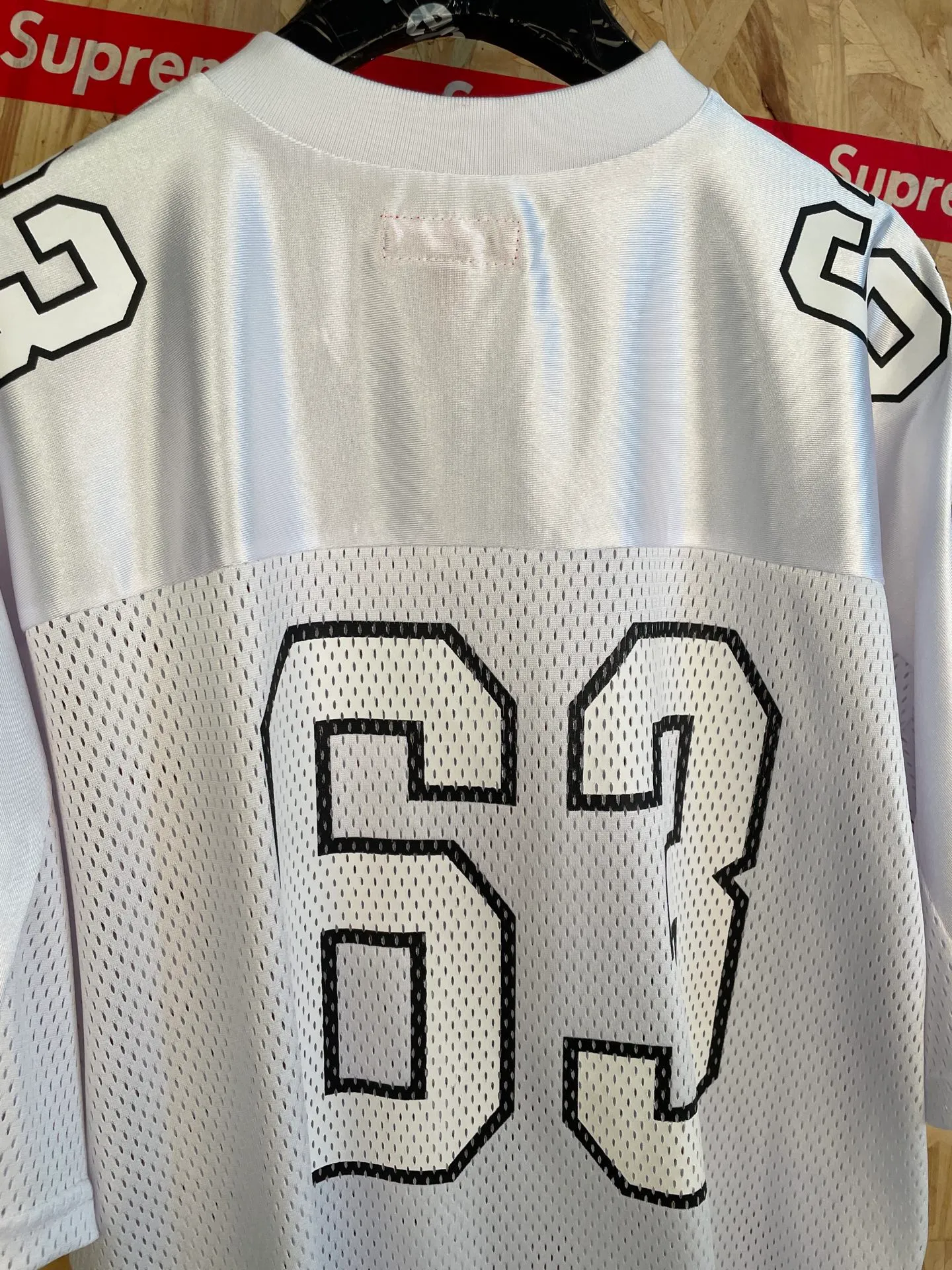 Style number: 8189 supreme Bones Football Jersey Bone digital mesh short-sleeved T-shirt football jersey Color: Black White Size: S-XL