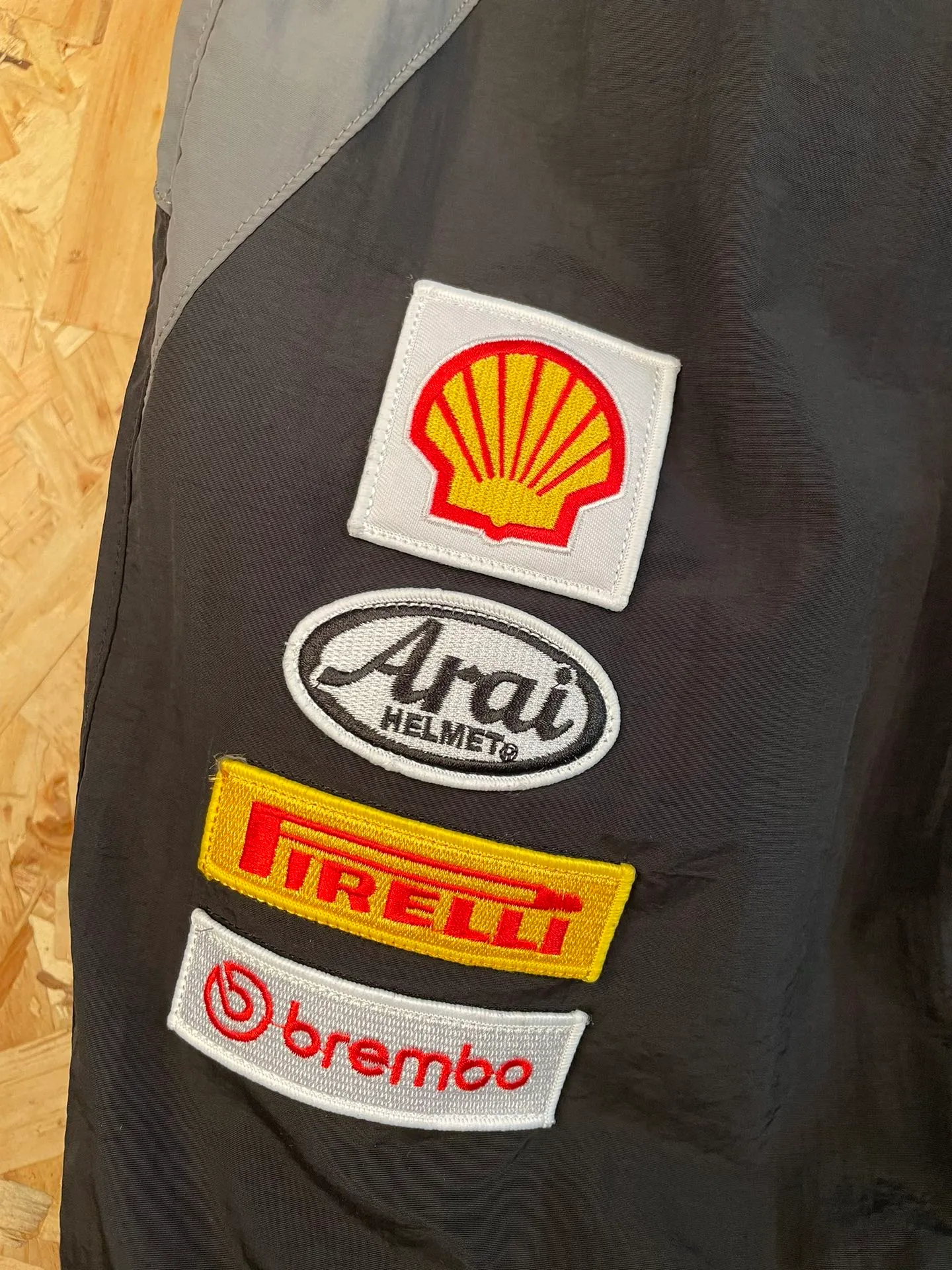 Style number: 7101 Supreme x Ducati joint Series functional racing style suit casual sports trousers size: S M L XL color: Black trousers