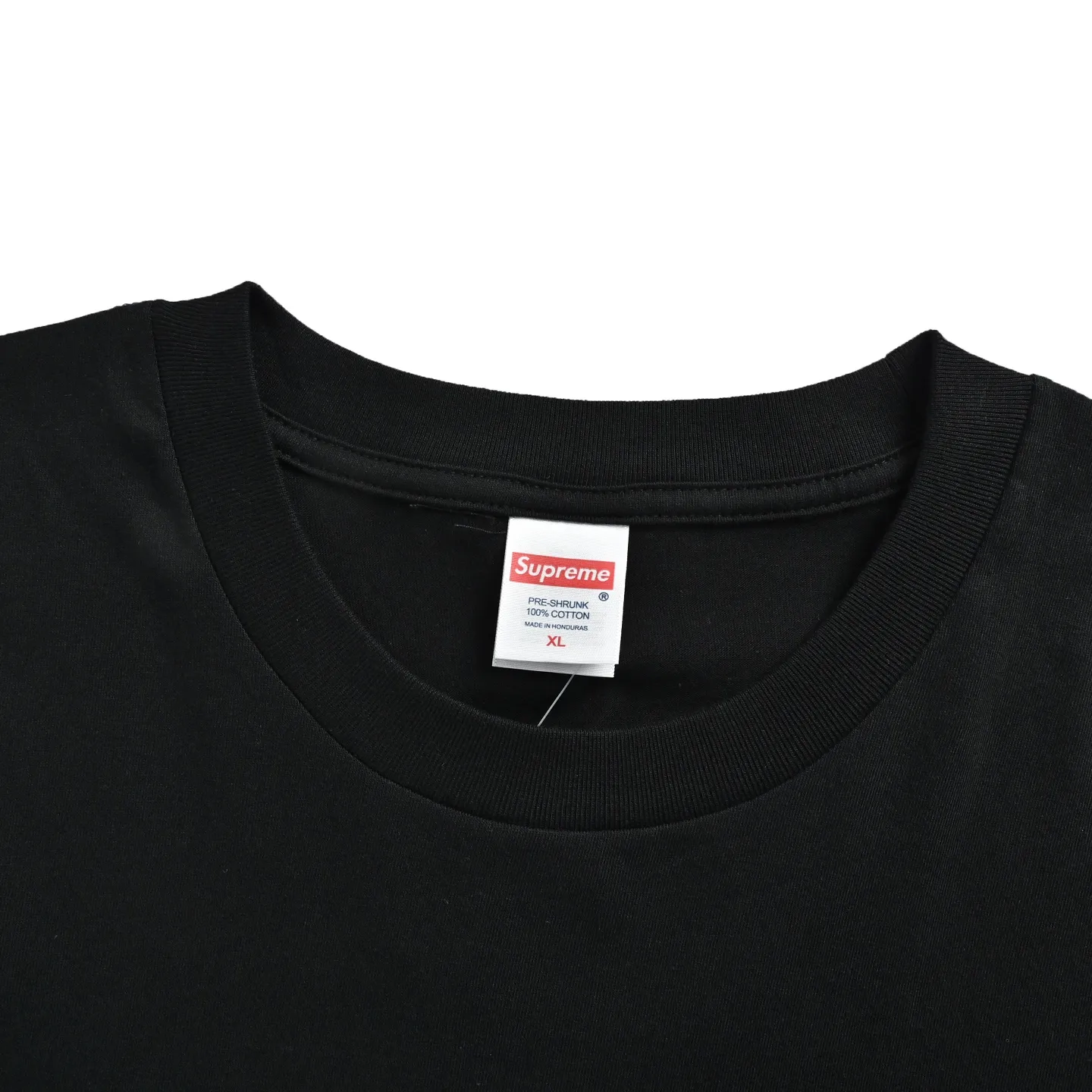 : Supreme art signature letter printed short sleeves. 230G pure cotton fabric feels comfortable and not tight. The fabric is extremely comfortable. The entire garment is garment dyed + garment enzyme washed. The accessories are all customized. The item numbers are the same. Size: S-XL