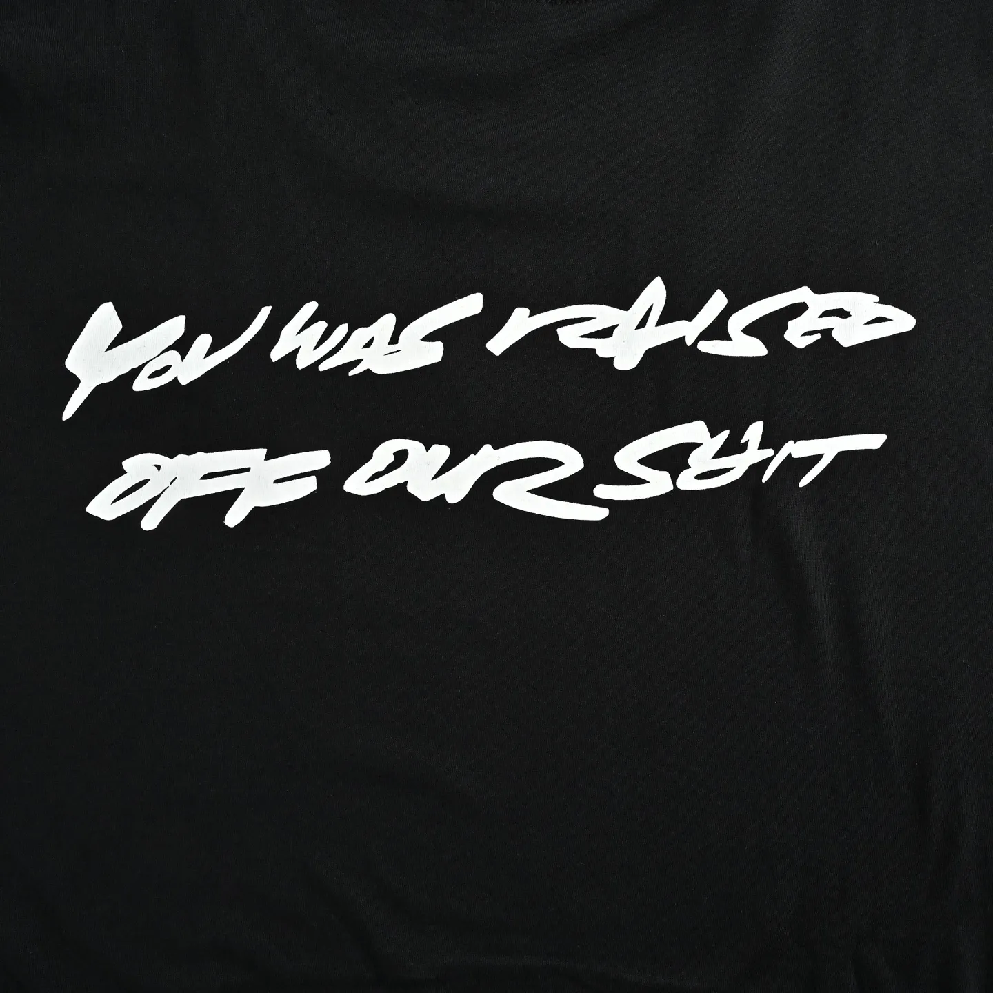 : Supreme art signature letter printed short sleeves. 230G pure cotton fabric feels comfortable and not tight. The fabric is extremely comfortable. The entire garment is garment dyed + garment enzyme washed. The accessories are all customized. The item numbers are the same. Size: S-XL