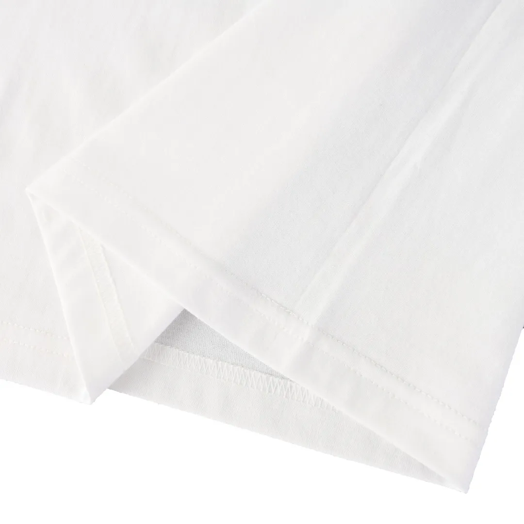 SUPREME Spring Limited Distressed Letter Printed Round Neck Short Sleeve T-shirt Color: White Black Wearing Style: Round Neck Fabric: Cotton Men and Women Same Style Size: S M L XL