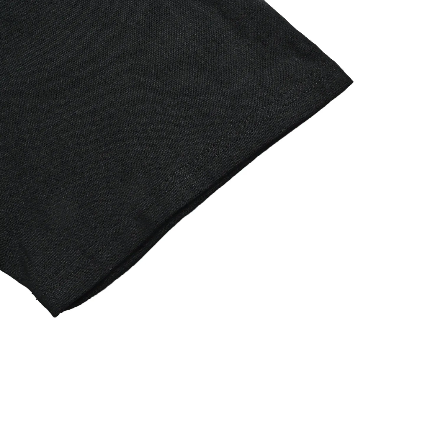 : Supreme Arabic letter printed short-sleeved 230G pure cotton fabric feels comfortable and not tight. The fabric is extremely comfortable. The whole dress is garment dyed + garment enzyme washed. The accessories are all customized. The item numbers are the same. Size: S-XL